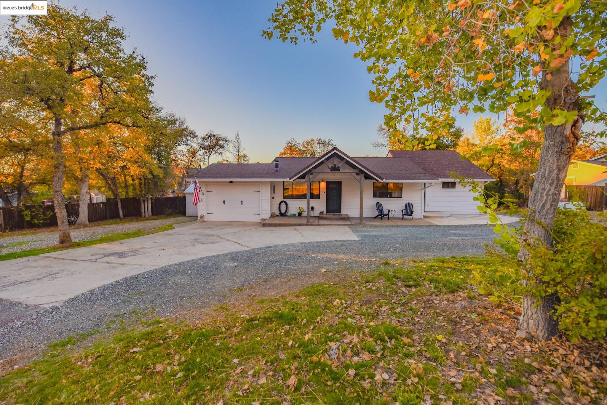 Front Image Thumbnail for EB41115353