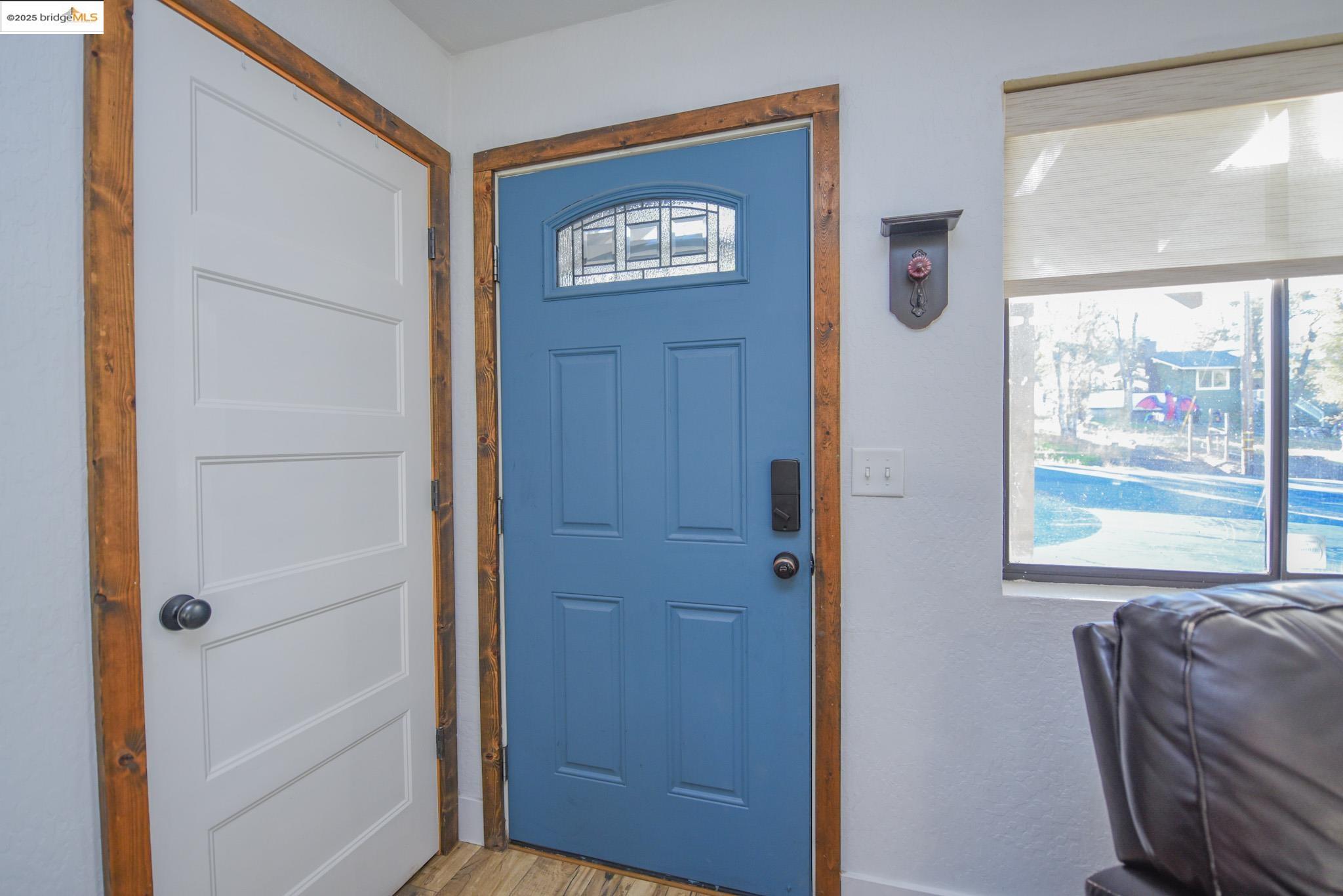 Detail Gallery Image 4 of 51 For 20636 Willow Springs Dr, Soulsbyville,  CA 95372 - 3 Beds | 2 Baths