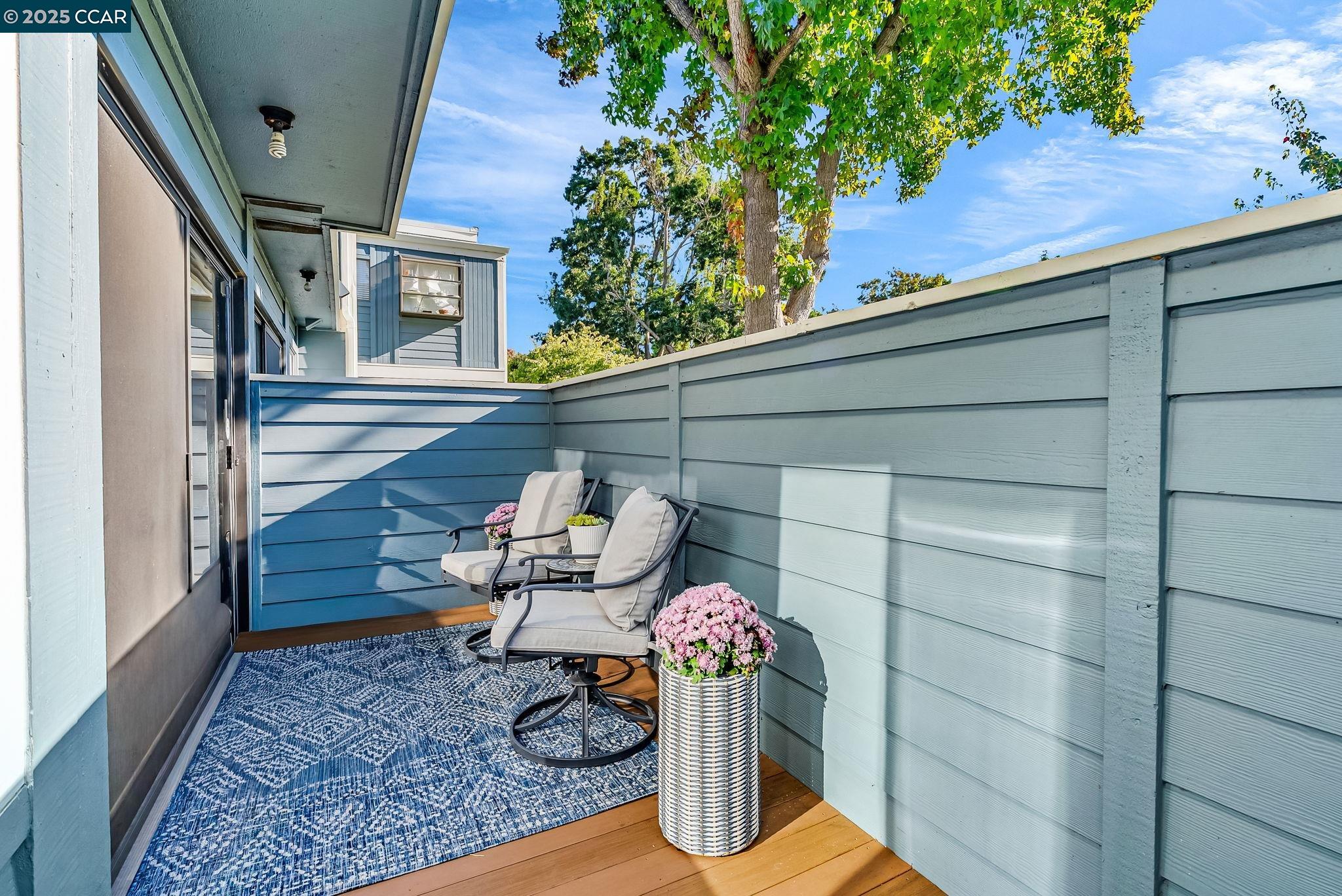 Detail Gallery Image 36 of 49 For 406 Olympus #5,  Hercules,  CA 94547 - 3 Beds | 2/1 Baths