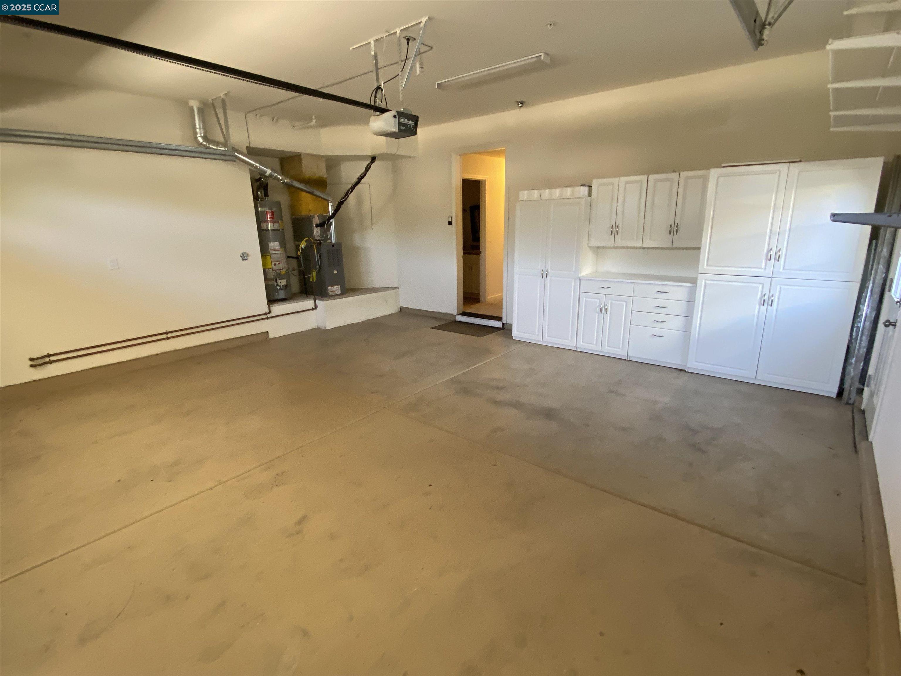 Detail Gallery Image 24 of 57 For 1900 La Veranda Pl, Martinez,  CA 94553 - 5 Beds | 3 Baths