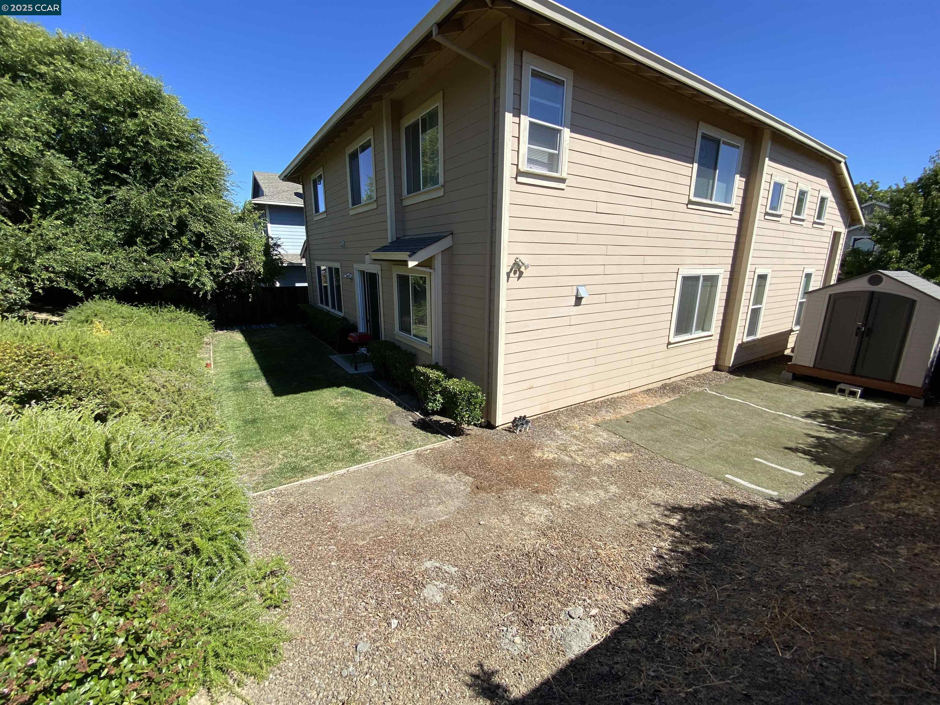 Detail Gallery Image 28 of 57 For 1900 La Veranda Pl, Martinez,  CA 94553 - 5 Beds | 3 Baths