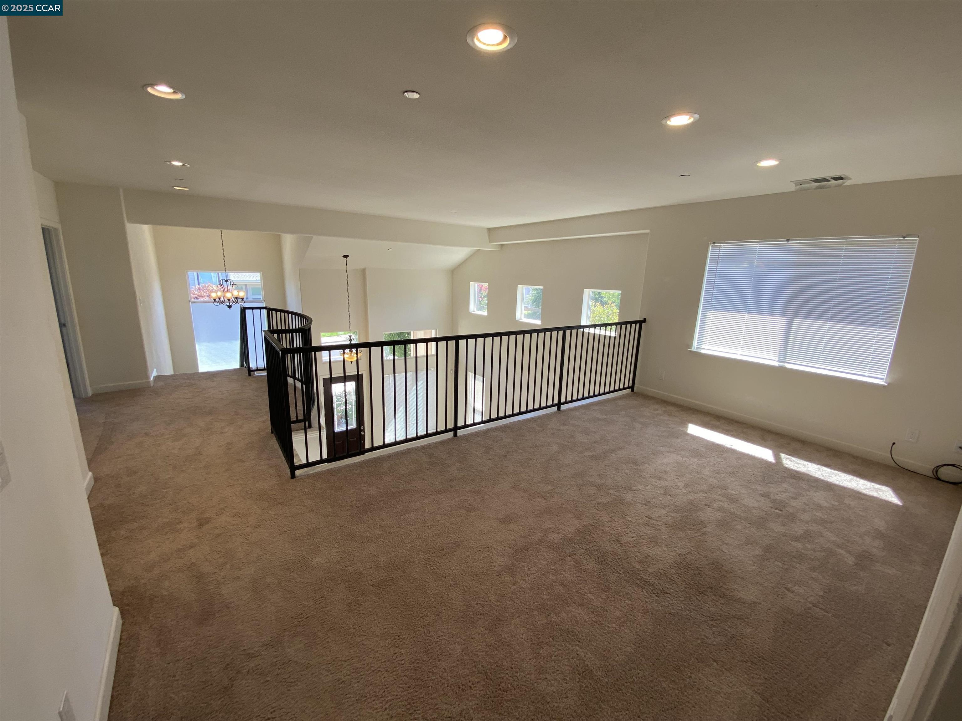 Detail Gallery Image 31 of 57 For 1900 La Veranda Pl, Martinez,  CA 94553 - 5 Beds | 3 Baths