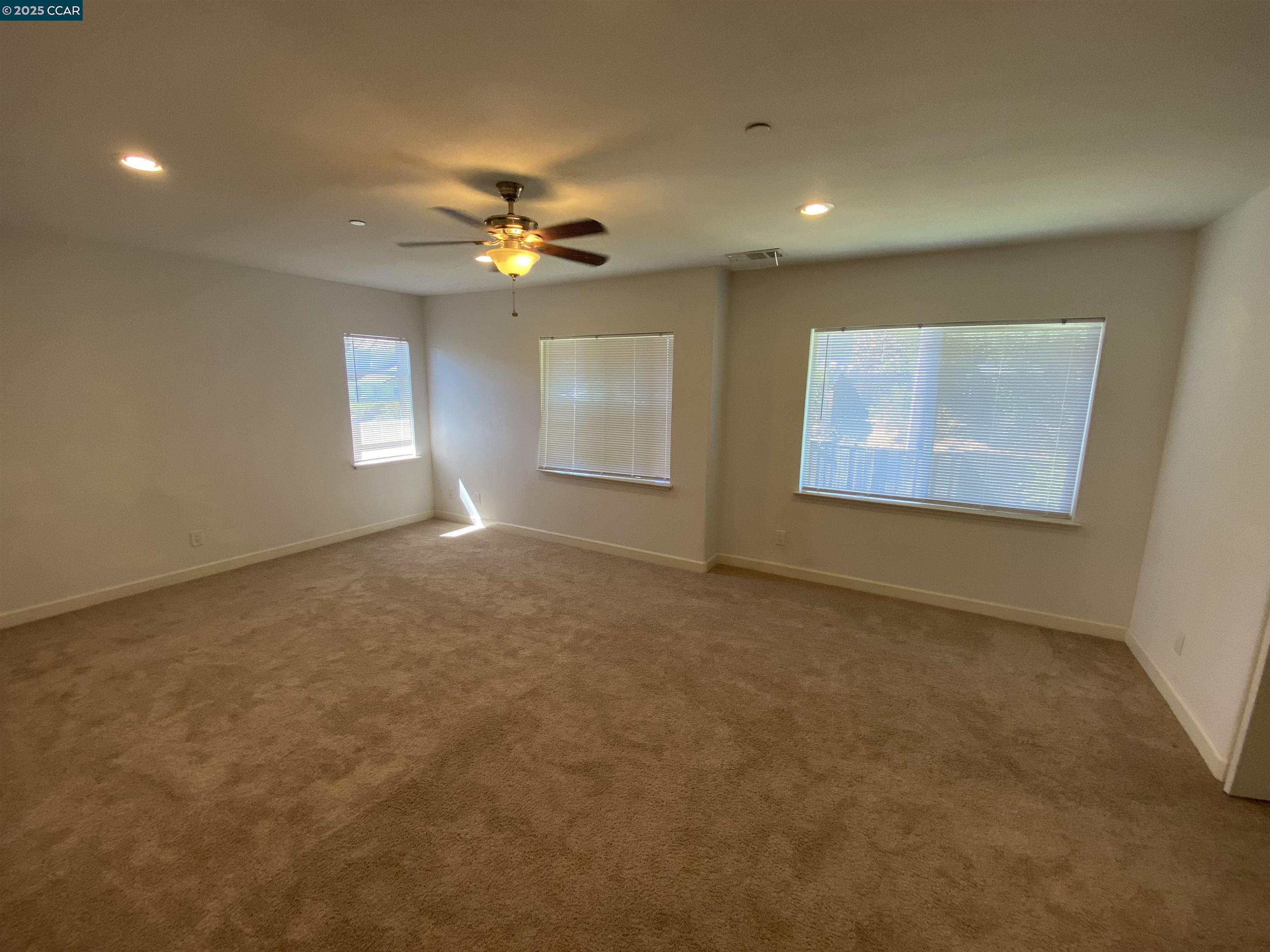 Detail Gallery Image 33 of 57 For 1900 La Veranda Pl, Martinez,  CA 94553 - 5 Beds | 3 Baths