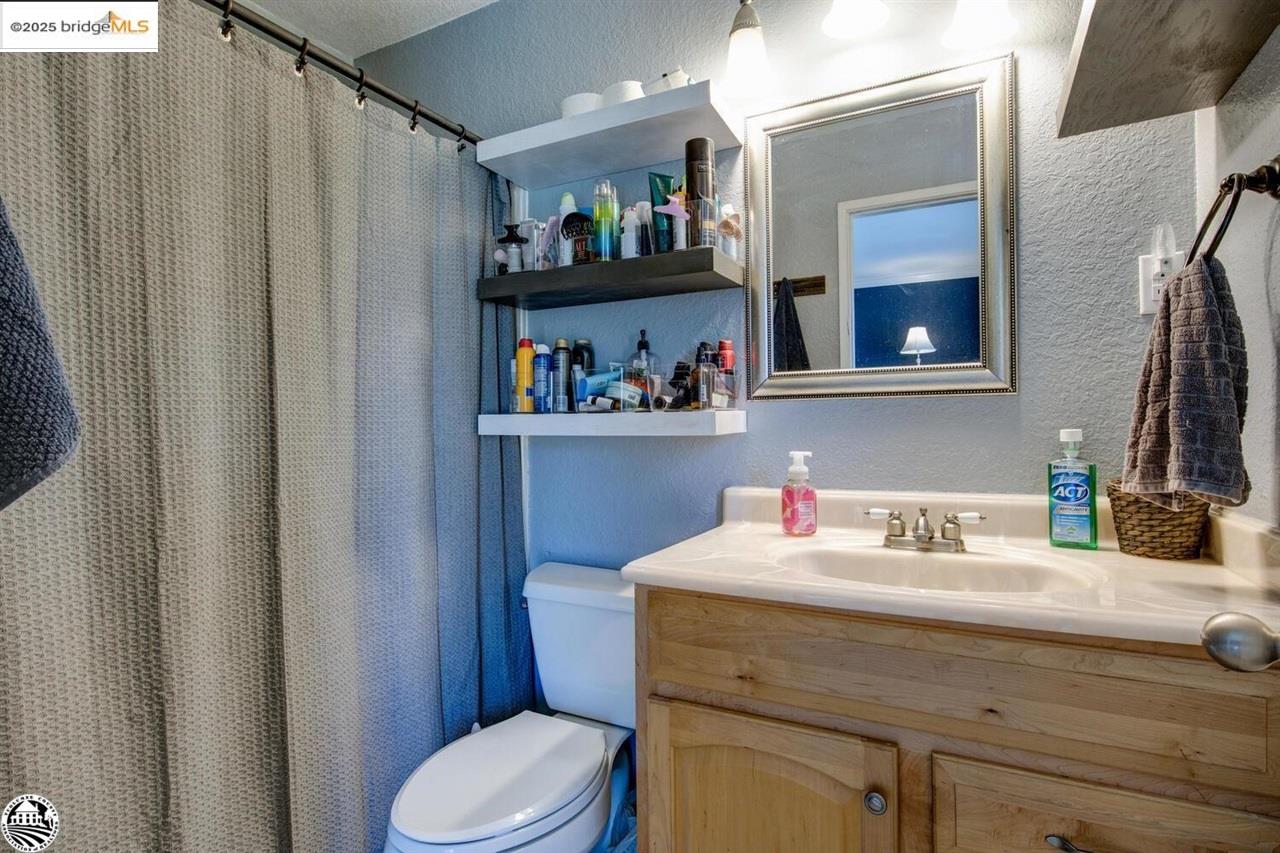 Detail Gallery Image 32 of 53 For 17412 Livermore Ct, Soulsbyville,  CA 95372-9733 - 4 Beds | 2 Baths