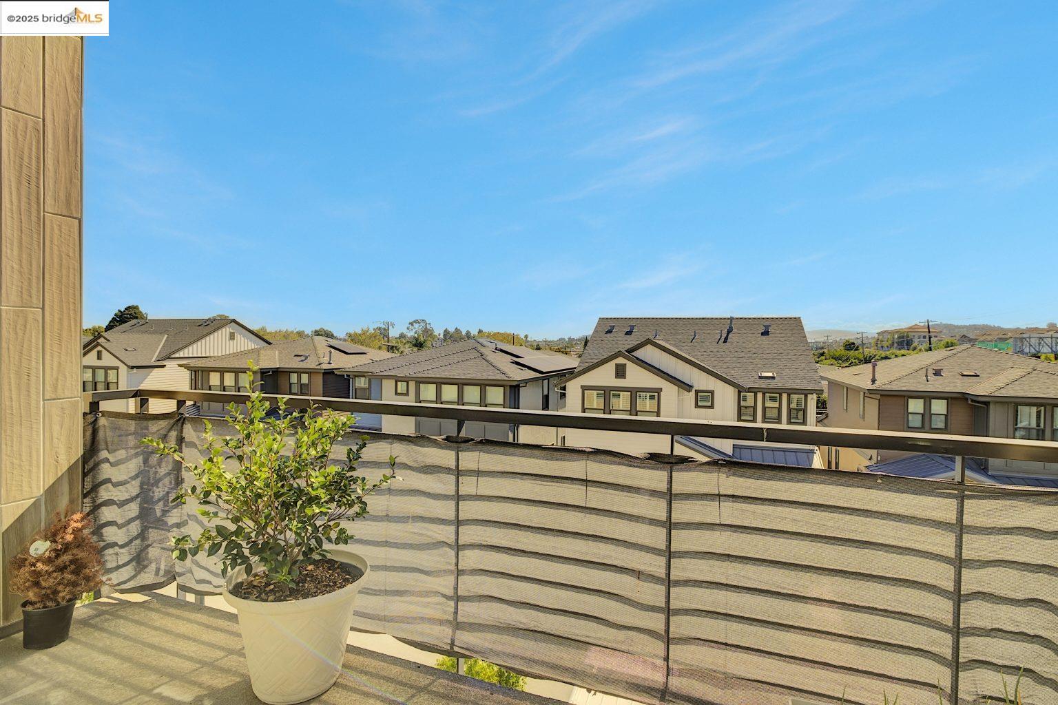 Detail Gallery Image 11 of 15 For 210 Waters Park Cir #304,  San Mateo,  CA 94403 - 3 Beds | 2 Baths