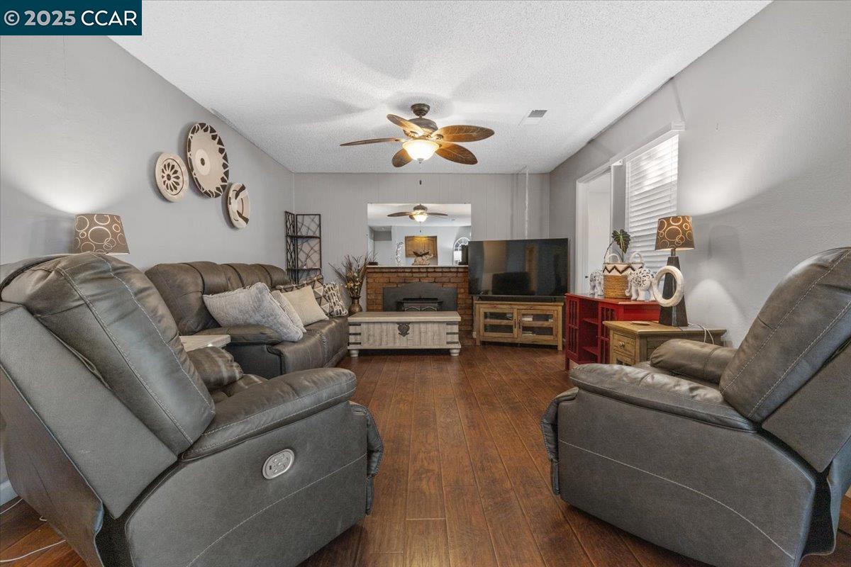 Detail Gallery Image 16 of 46 For 2644 E Olivera Rd, Concord,  CA 94519 - 3 Beds | 2 Baths