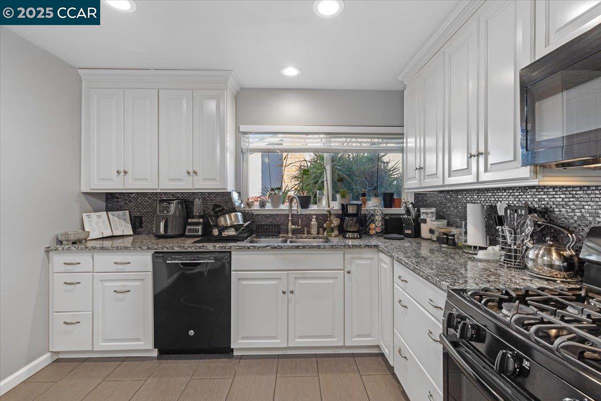 Detail Gallery Image 9 of 46 For 2644 E Olivera Rd, Concord,  CA 94519 - 3 Beds | 2 Baths