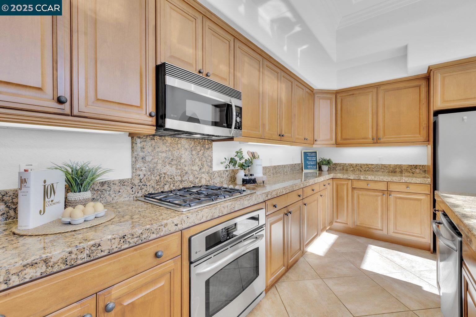 Detail Gallery Image 6 of 47 For 1103 Lafite Ct, Brentwood,  CA 94513 - 2 Beds | 2 Baths