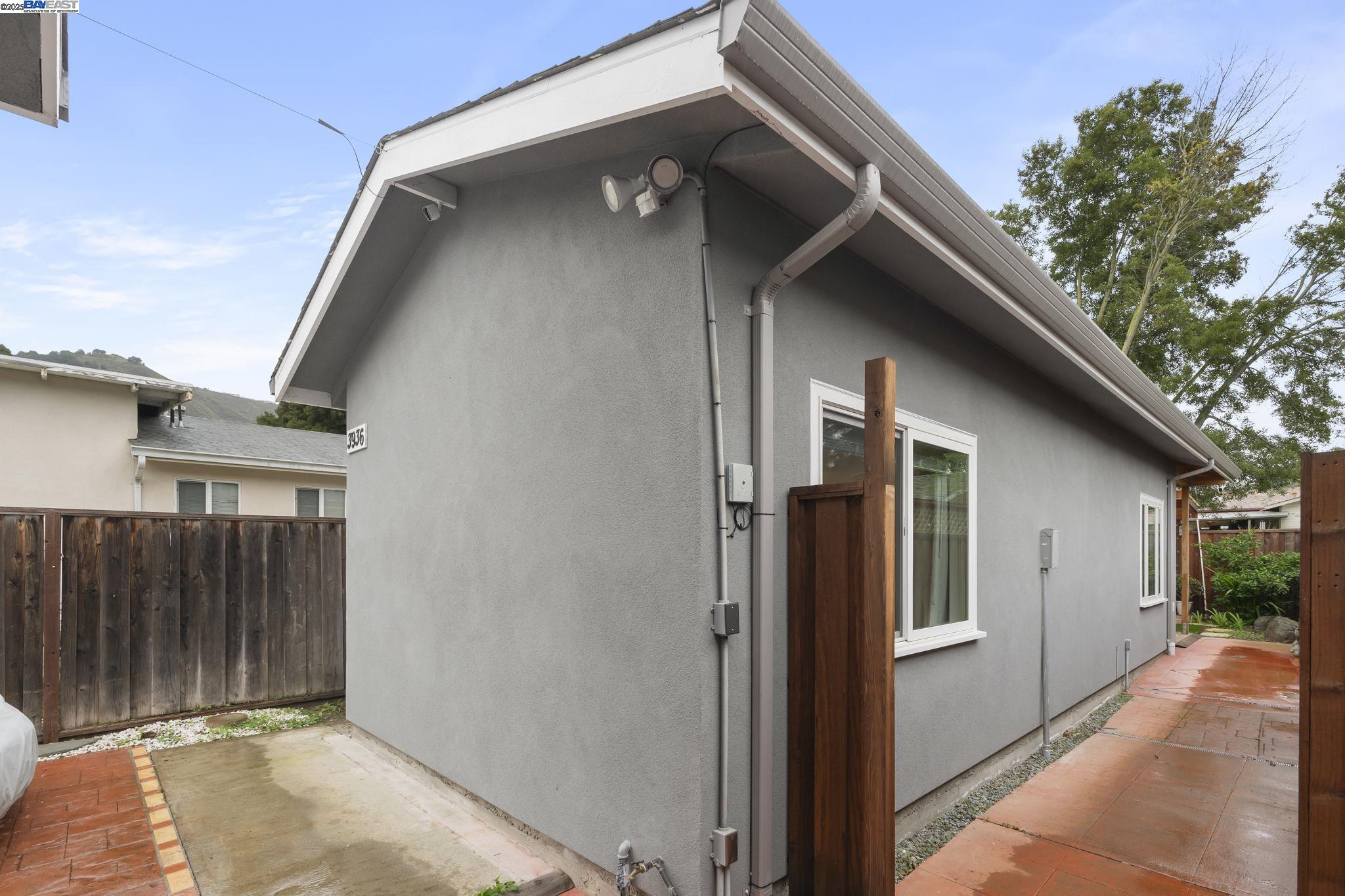 Detail Gallery Image 37 of 49 For 3932 Gardenia Pl, Oakland,  CA 94605 - 5 Beds | 4/1 Baths