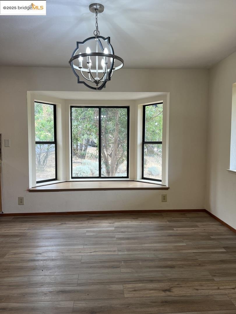 Detail Gallery Image 10 of 15 For 17540 Scenic Heights Dr, Sonora,  CA 95370 - 3 Beds | 2 Baths