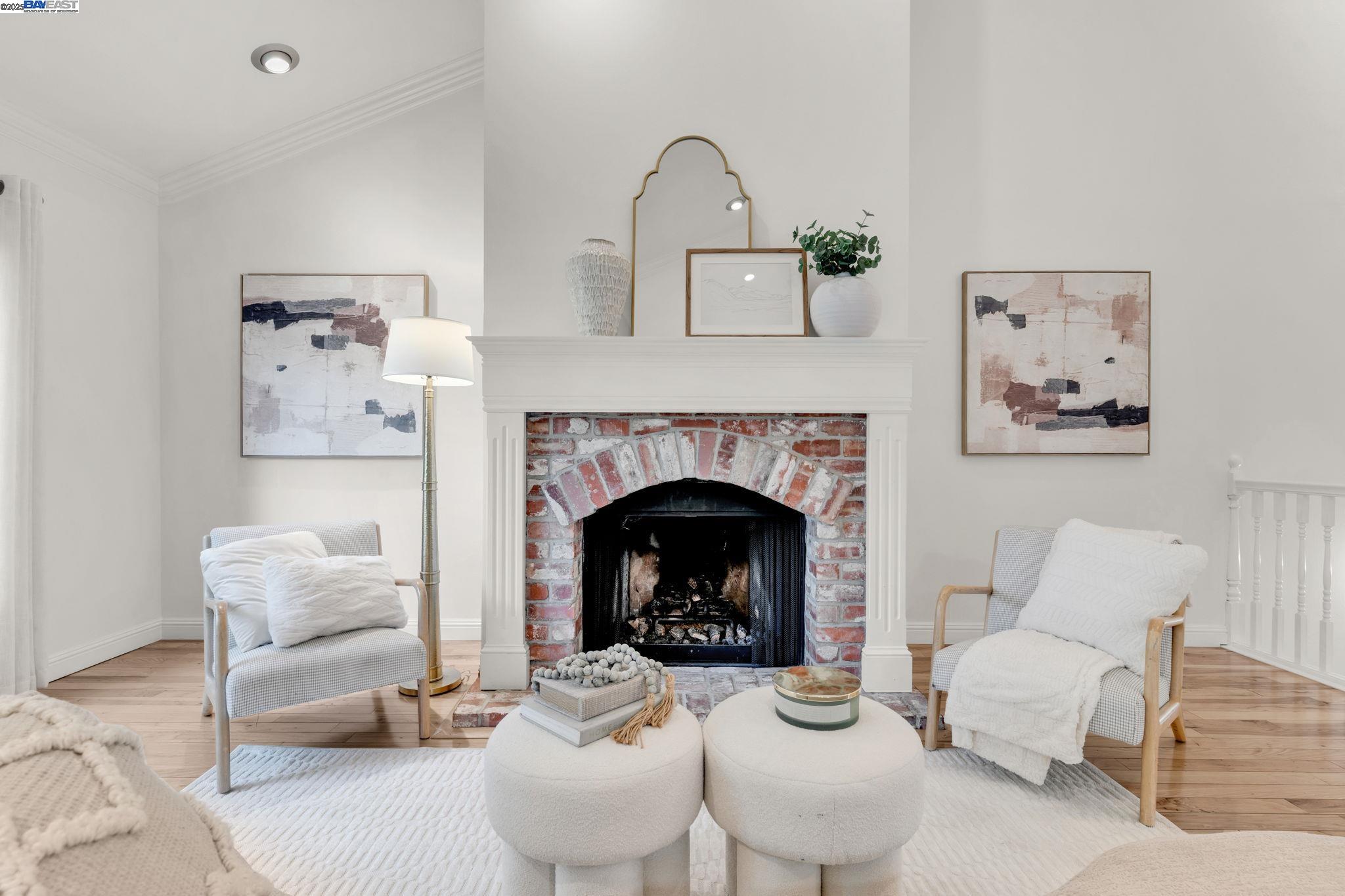 Detail Gallery Image 11 of 53 For 394 Camelback Rd, Pleasant Hill,  CA 94523 - 4 Beds | 2/1 Baths