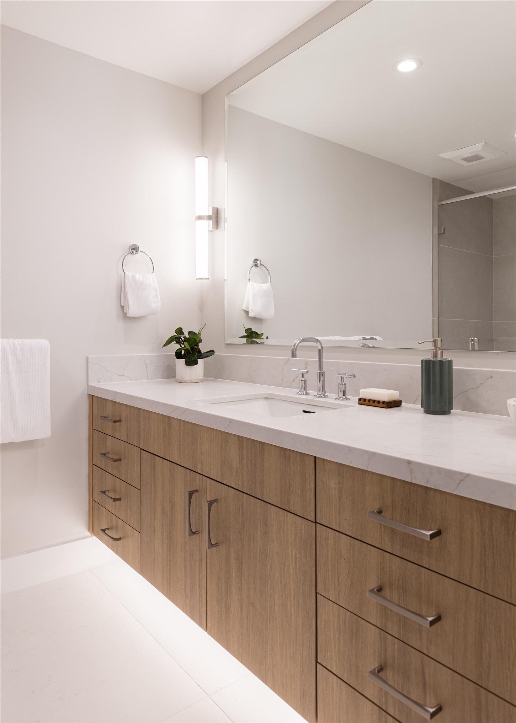 Detail Gallery Image 10 of 22 For 375 W El Pintado #221,  Danville,  CA 94526 - 2 Beds | 2 Baths