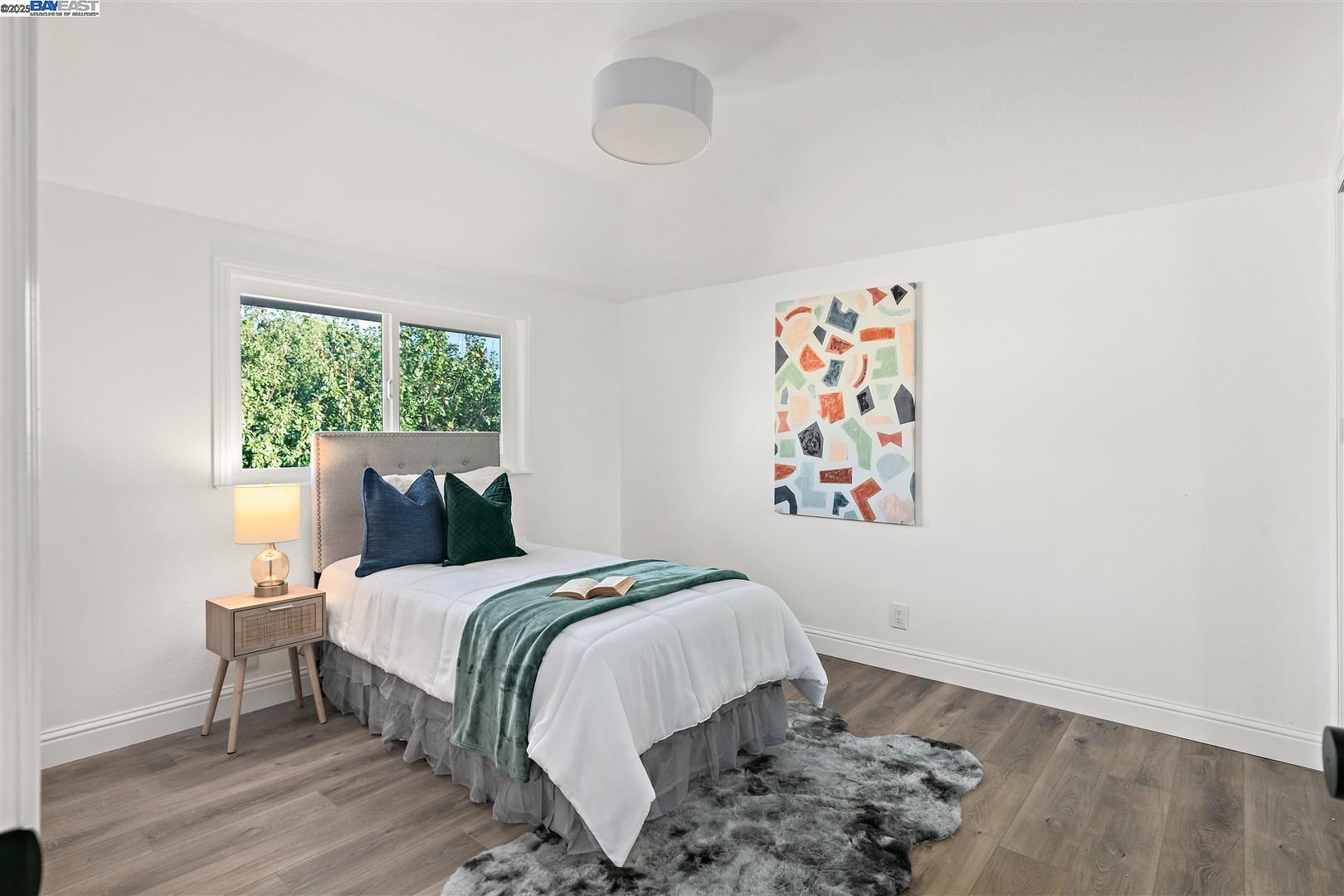 Detail Gallery Image 15 of 30 For 11733 Casa Linda Ct, Dublin,  CA 94568 - 4 Beds | 2/1 Baths