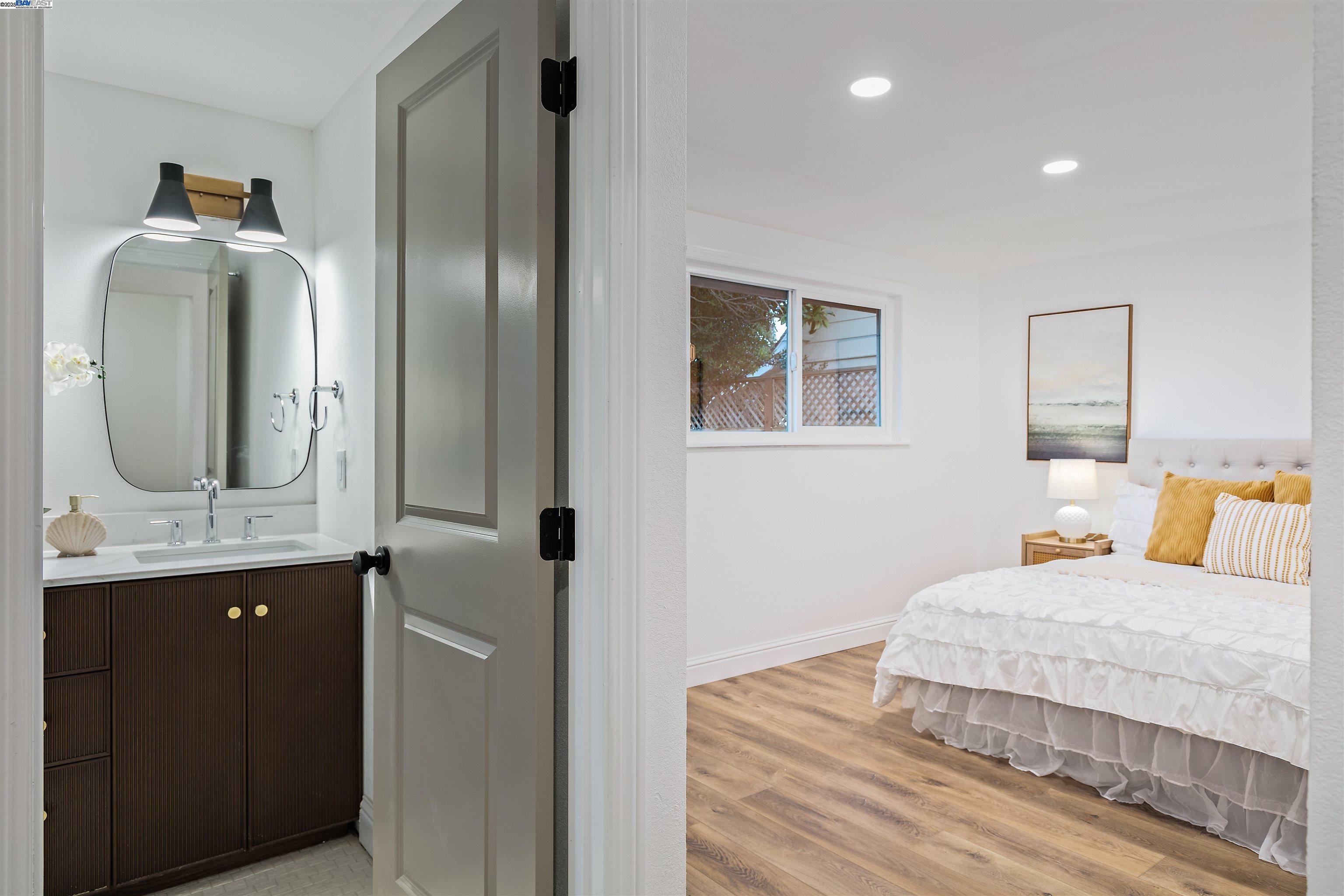 Detail Gallery Image 10 of 30 For 11733 Casa Linda Ct, Dublin,  CA 94568 - 4 Beds | 2/1 Baths