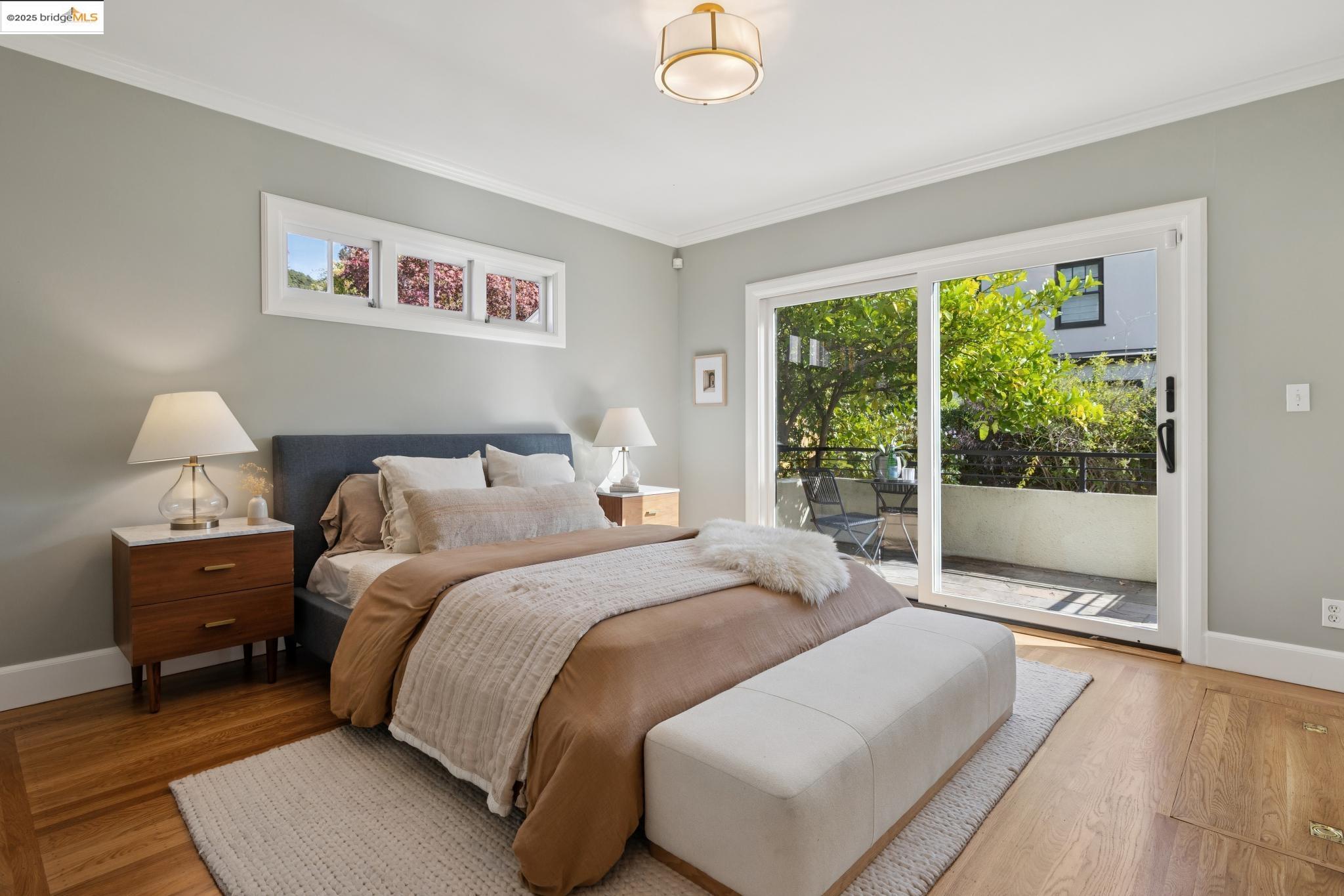 Detail Gallery Image 32 of 56 For 1415 Trestle Glen Rd, Oakland,  CA 94610 - 2 Beds | 2 Baths