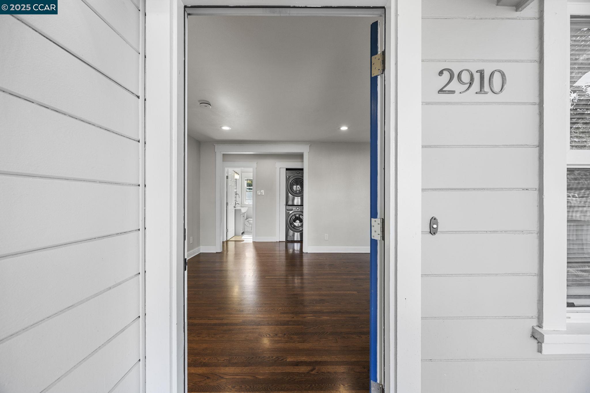 Detail Gallery Image 3 of 49 For 2910 Almond St, Martinez,  CA 94553 - 4 Beds | 3 Baths