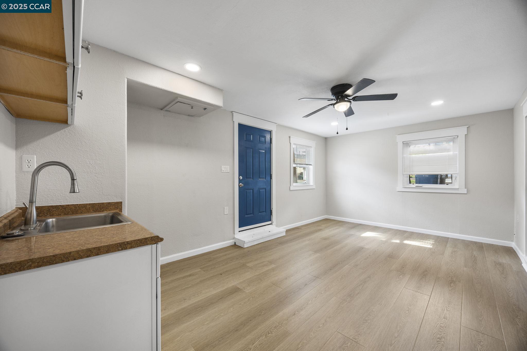 Detail Gallery Image 26 of 49 For 2910 Almond St, Martinez,  CA 94553 - 4 Beds | 3 Baths