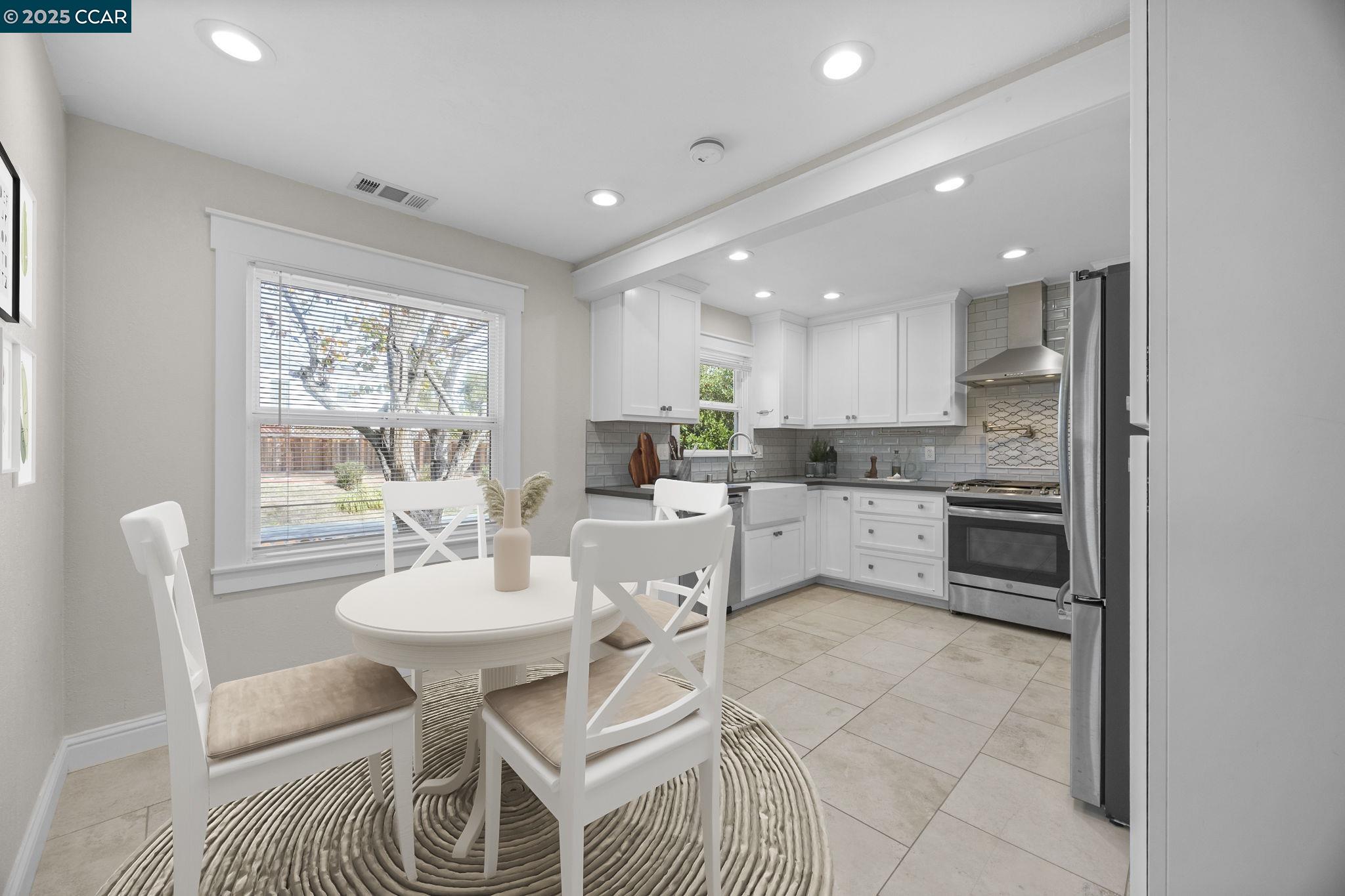 Detail Gallery Image 40 of 49 For 2910 Almond St, Martinez,  CA 94553 - 4 Beds | 3 Baths