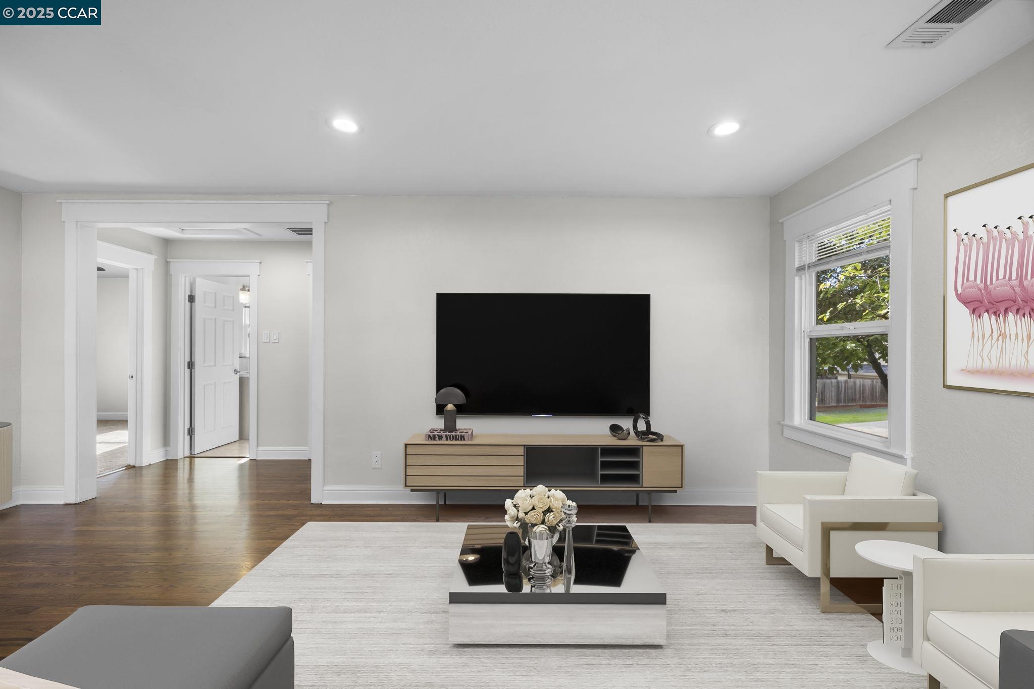 Detail Gallery Image 6 of 49 For 2910 Almond St, Martinez,  CA 94553 - 4 Beds | 3 Baths