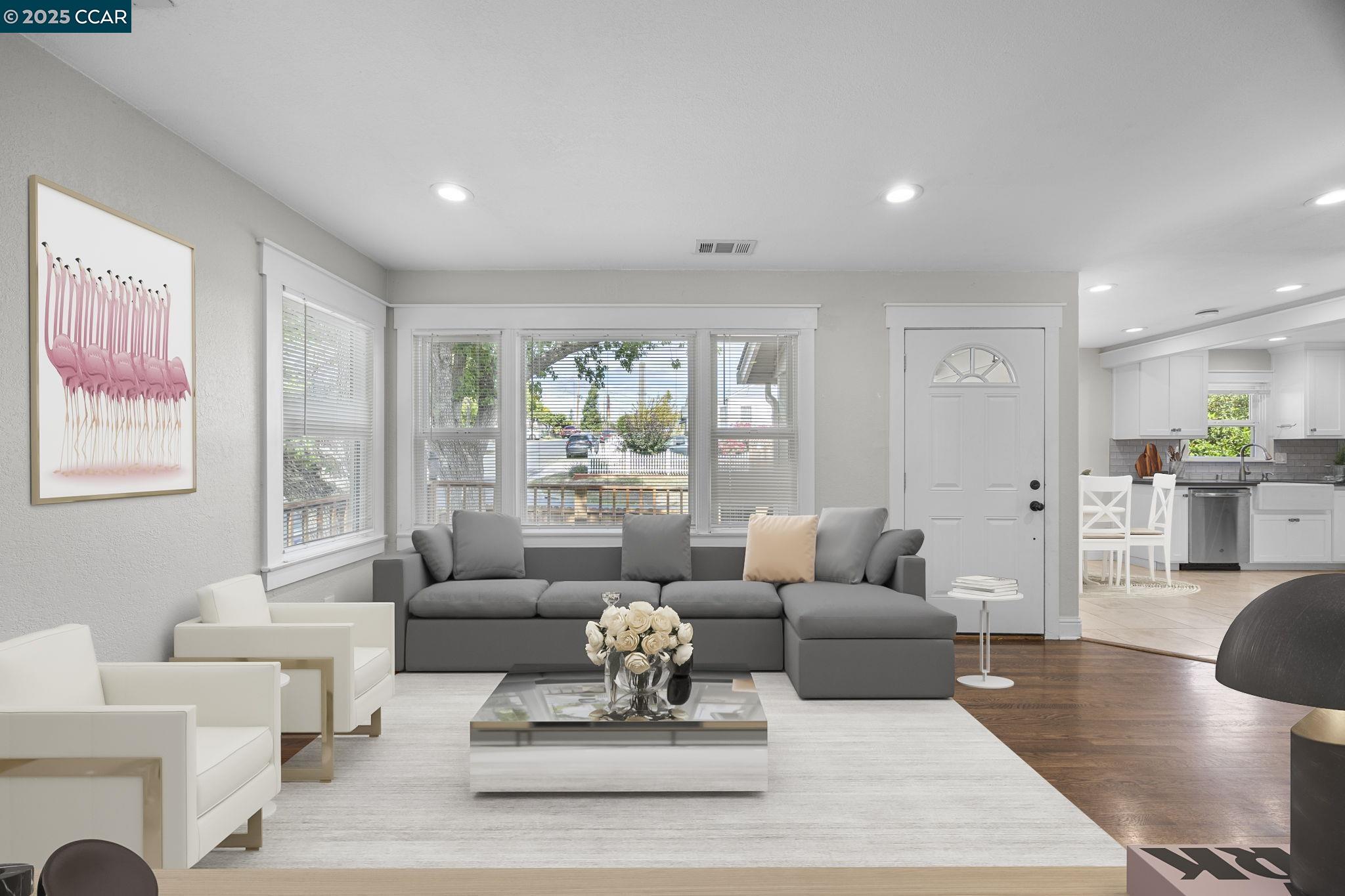 Detail Gallery Image 8 of 49 For 2910 Almond St, Martinez,  CA 94553 - 4 Beds | 3 Baths