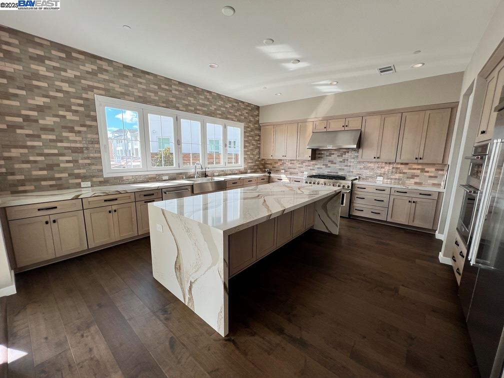 Detail Gallery Image 6 of 41 For 3125 Delta Coves Dr, Bethel Island,  CA 94511 - 4 Beds | 4/1 Baths