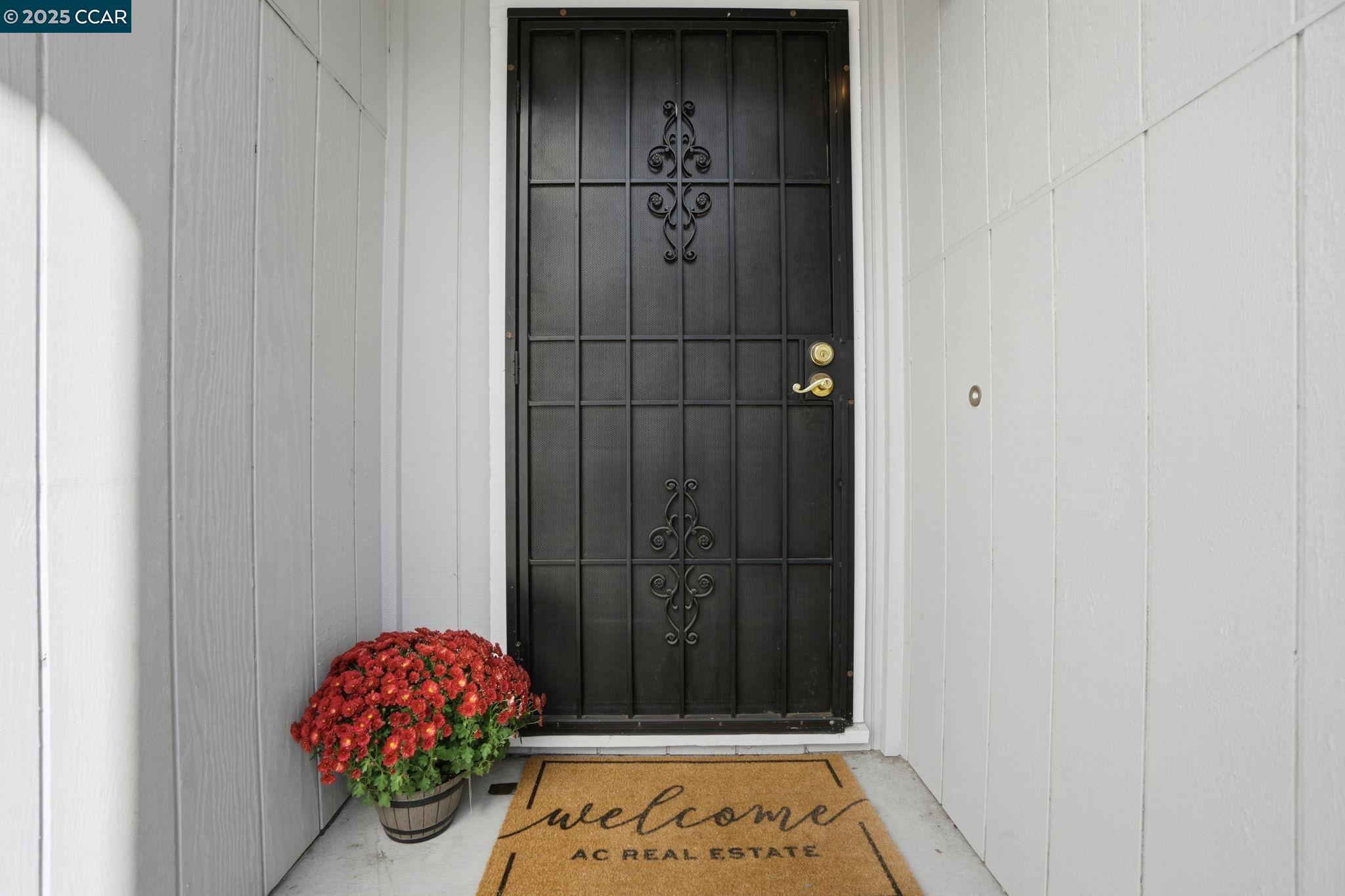 Photo #5: 41115420 Listing: Photo #5