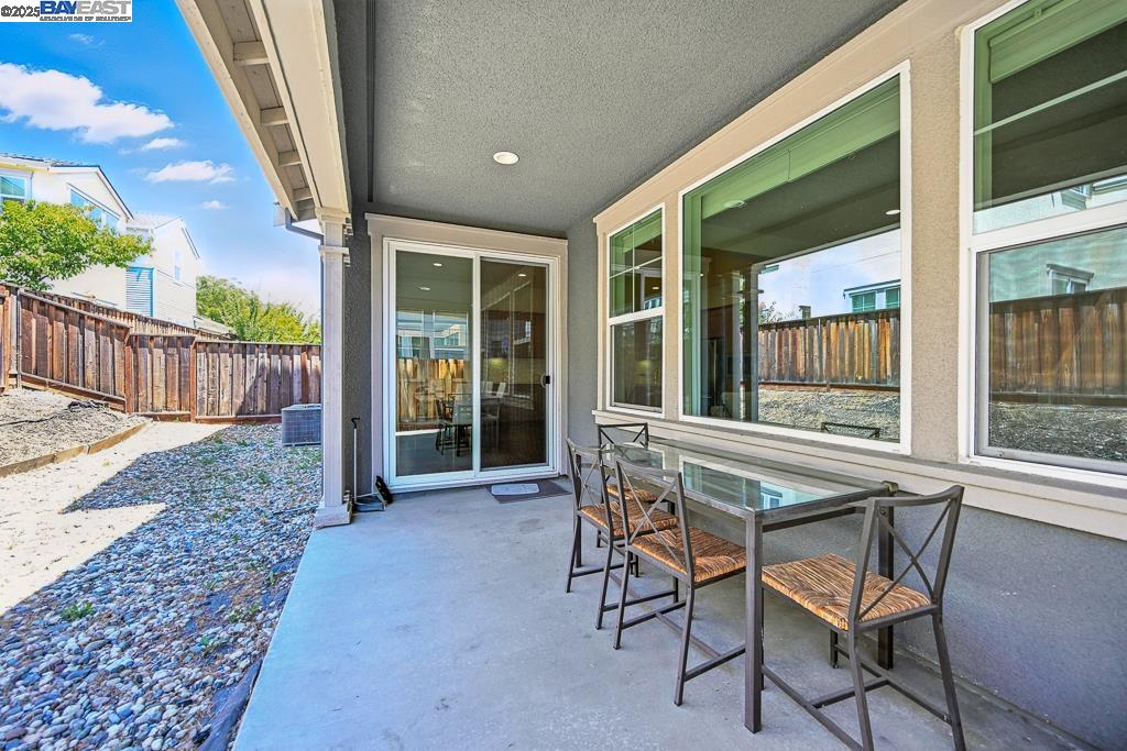 Detail Gallery Image 50 of 60 For 2100 Carbondale, Dublin,  CA 94568 - 3 Beds | 4 Baths