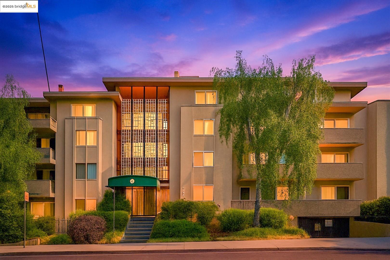 Front Image Thumbnail for EB41115425