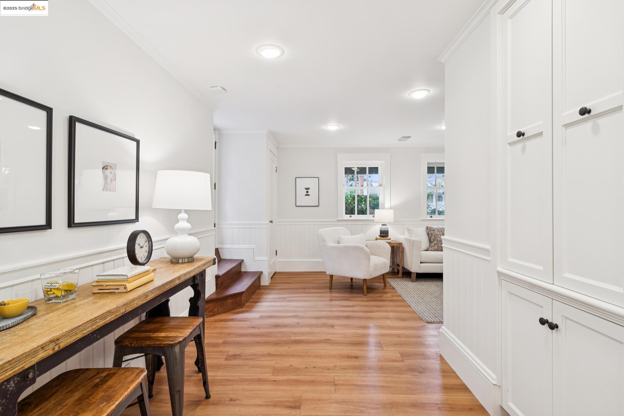 Detail Gallery Image 20 of 60 For 108 Hillside Avenue, Piedmont,  CA 94611 - 4 Beds | 3/1 Baths