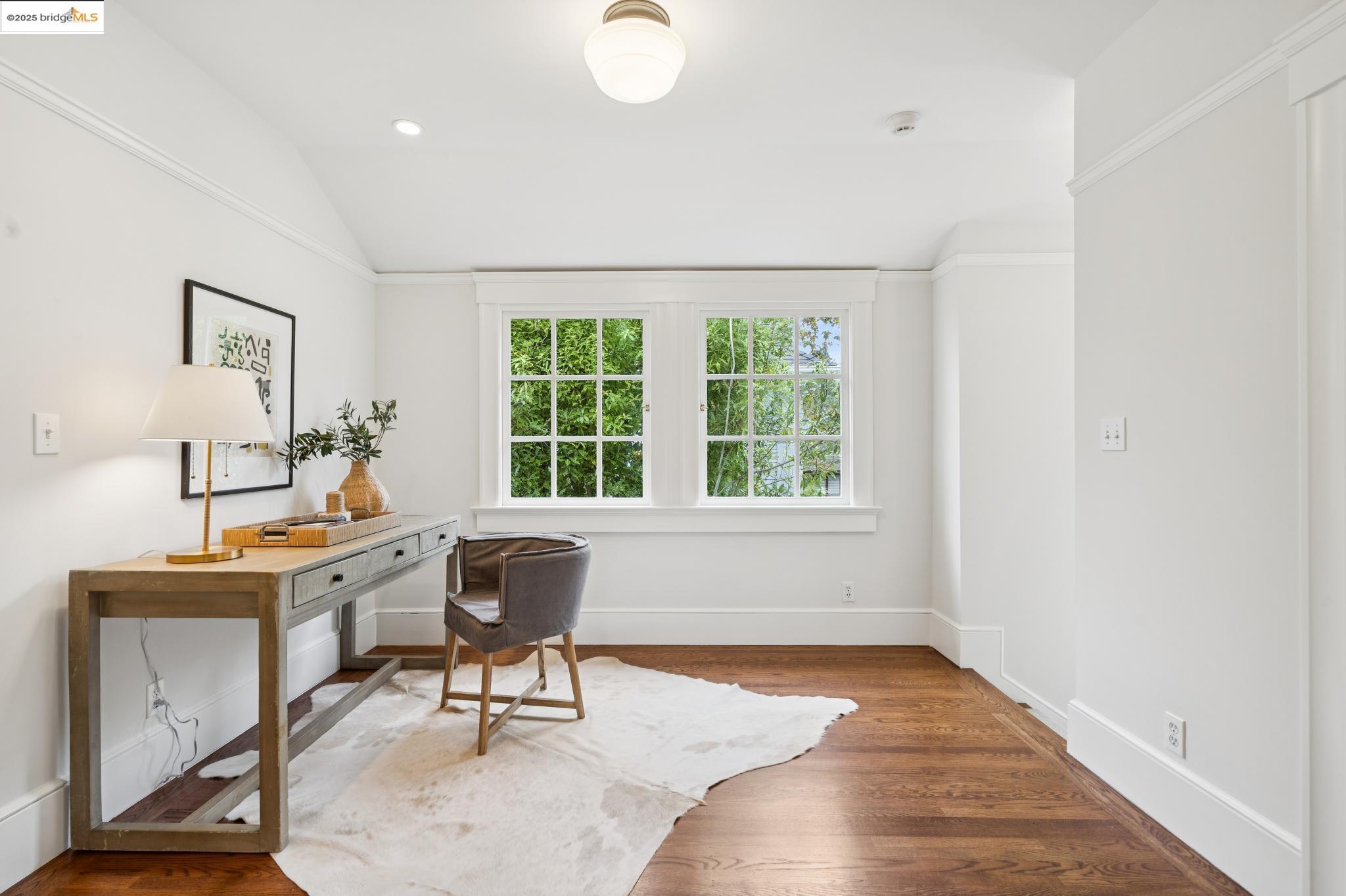 Detail Gallery Image 23 of 60 For 108 Hillside Avenue, Piedmont,  CA 94611 - 4 Beds | 3/1 Baths