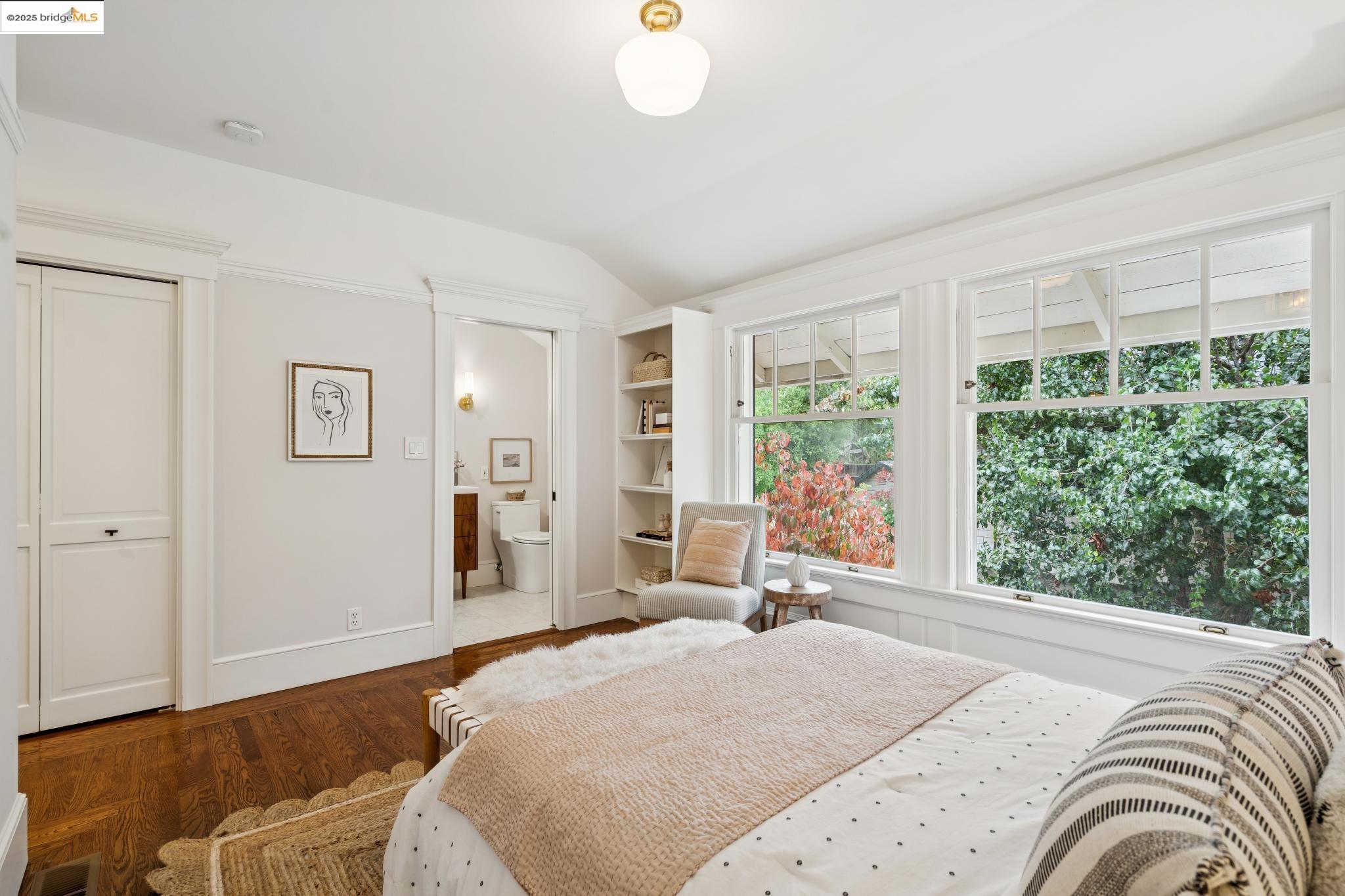 Detail Gallery Image 34 of 60 For 108 Hillside Avenue, Piedmont,  CA 94611 - 4 Beds | 3/1 Baths
