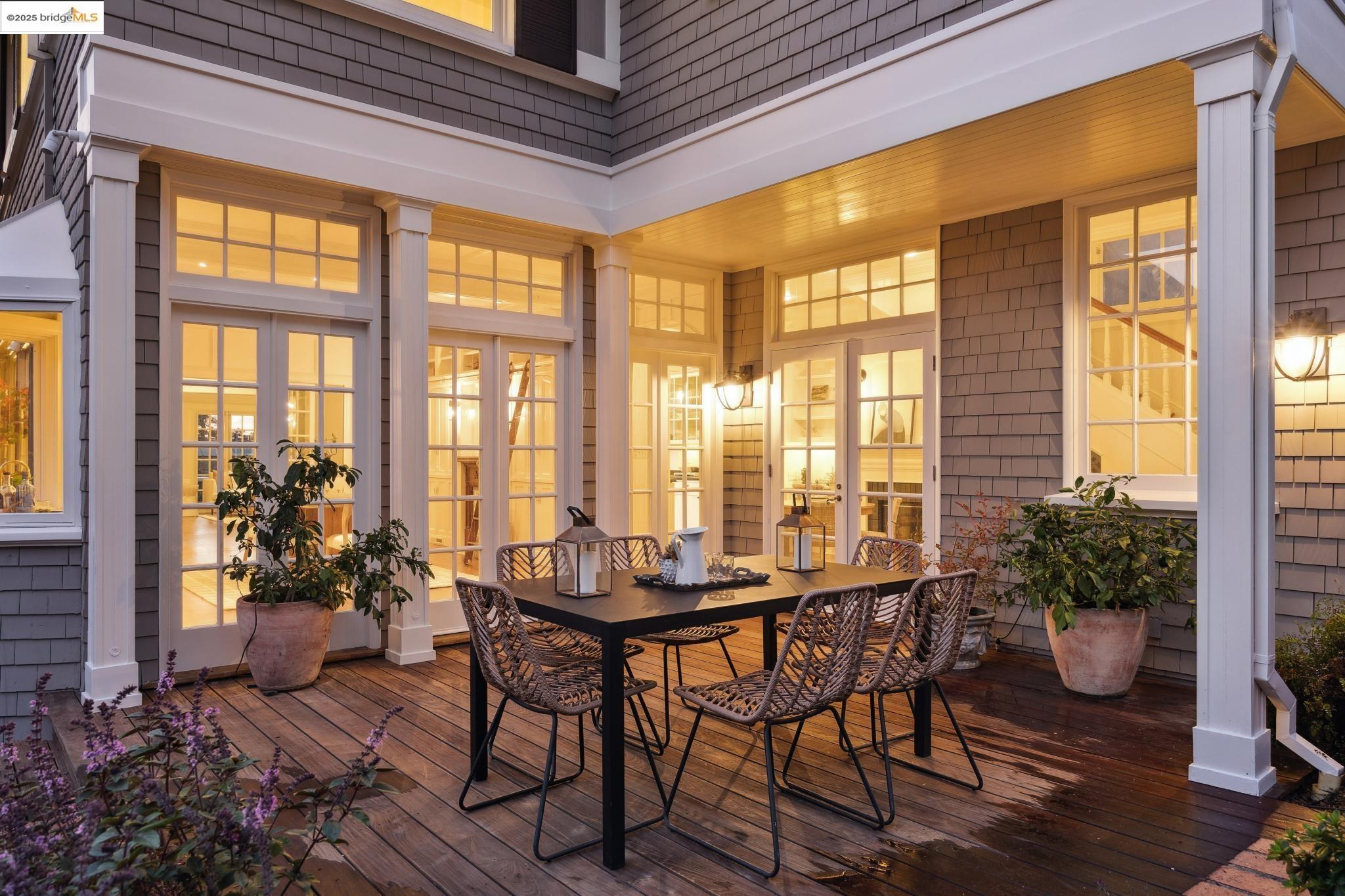 Detail Gallery Image 55 of 60 For 108 Hillside Avenue, Piedmont,  CA 94611 - 4 Beds | 3/1 Baths