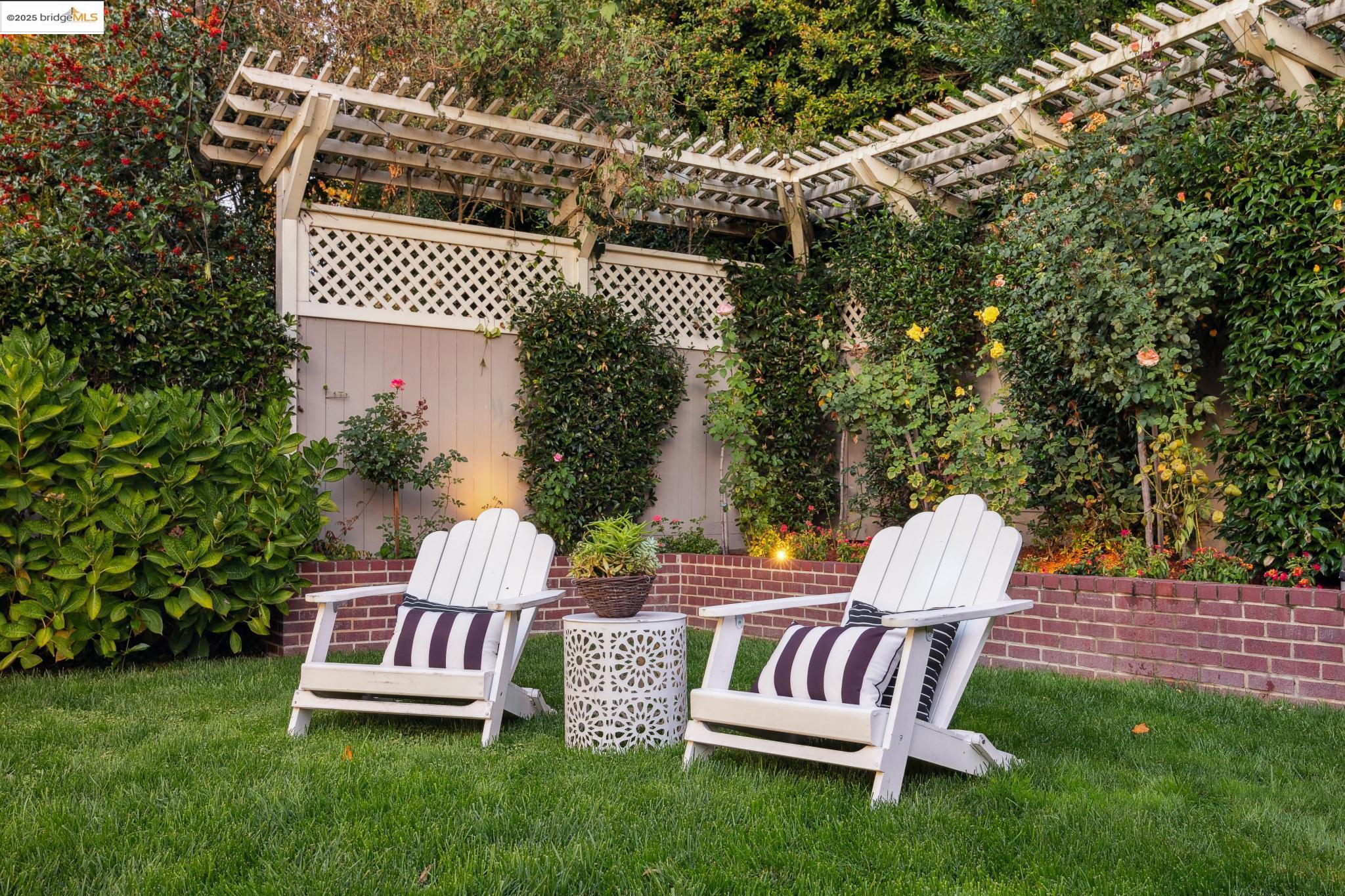 Detail Gallery Image 57 of 60 For 108 Hillside Avenue, Piedmont,  CA 94611 - 4 Beds | 3/1 Baths