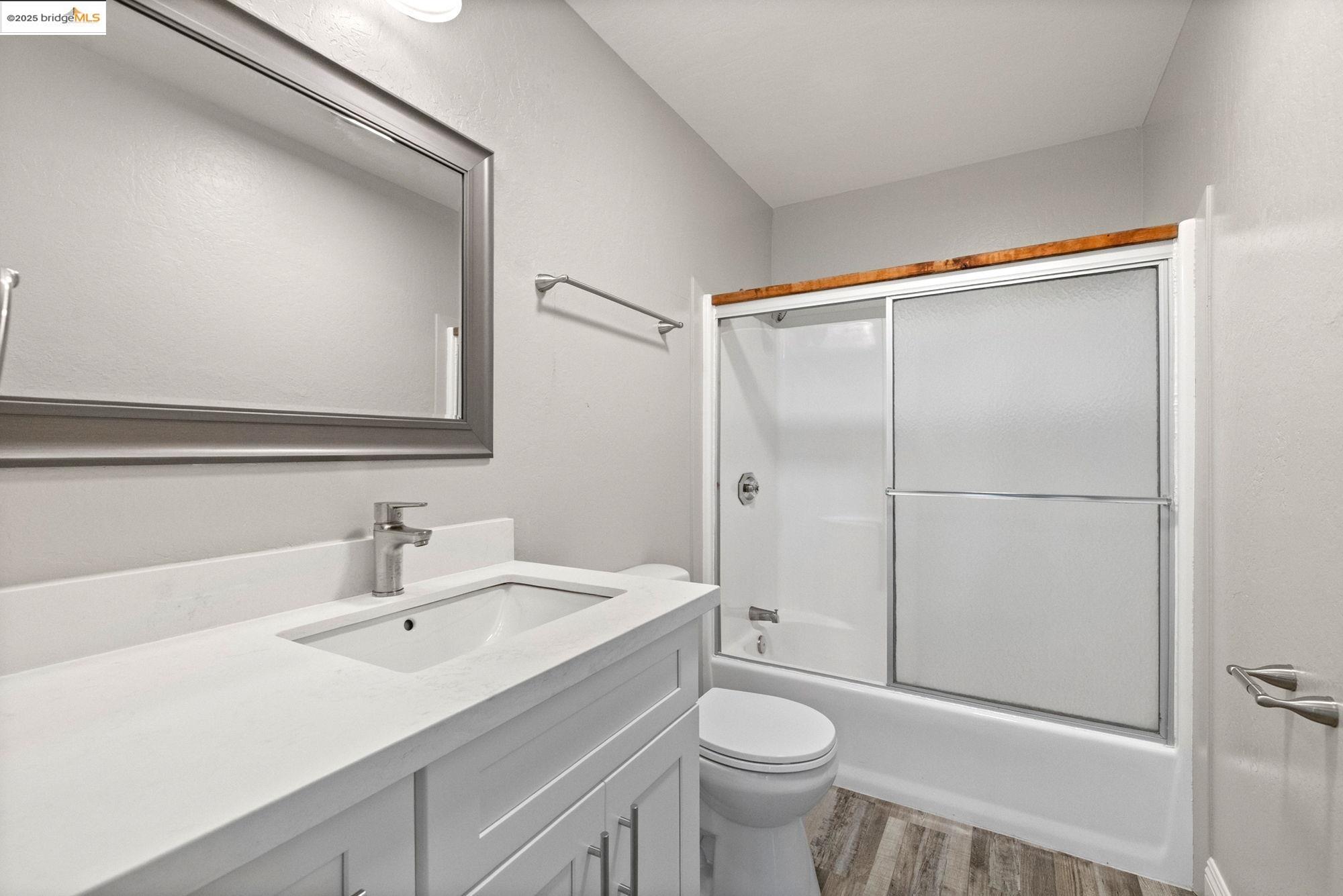 Detail Gallery Image 12 of 35 For 3571 Signal Hill Trl, Copperopolis,  CA 95228 - 3 Beds | 2 Baths