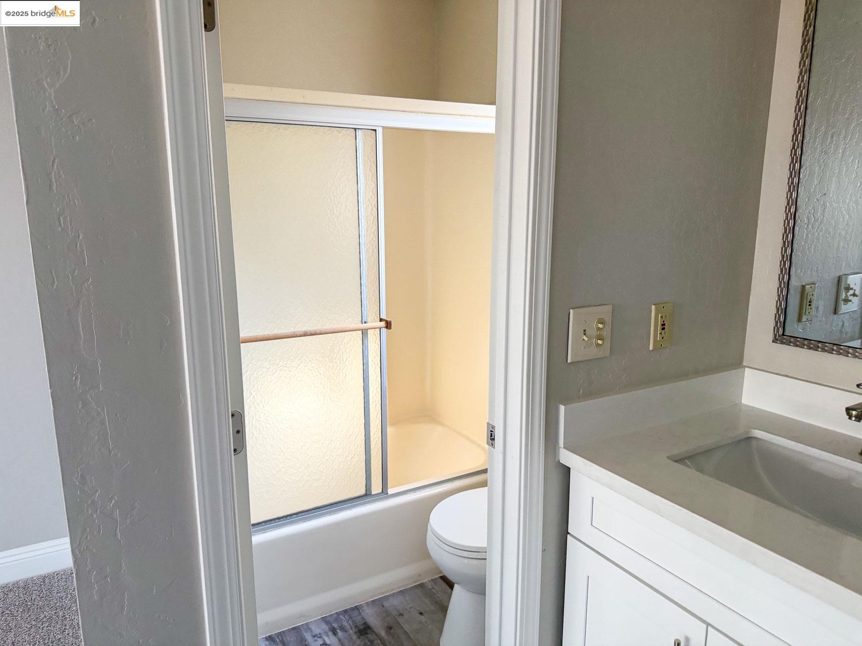 Detail Gallery Image 13 of 17 For 3571 Signal Hill Trl, Copperopolis,  CA 95228 - 3 Beds | 2 Baths