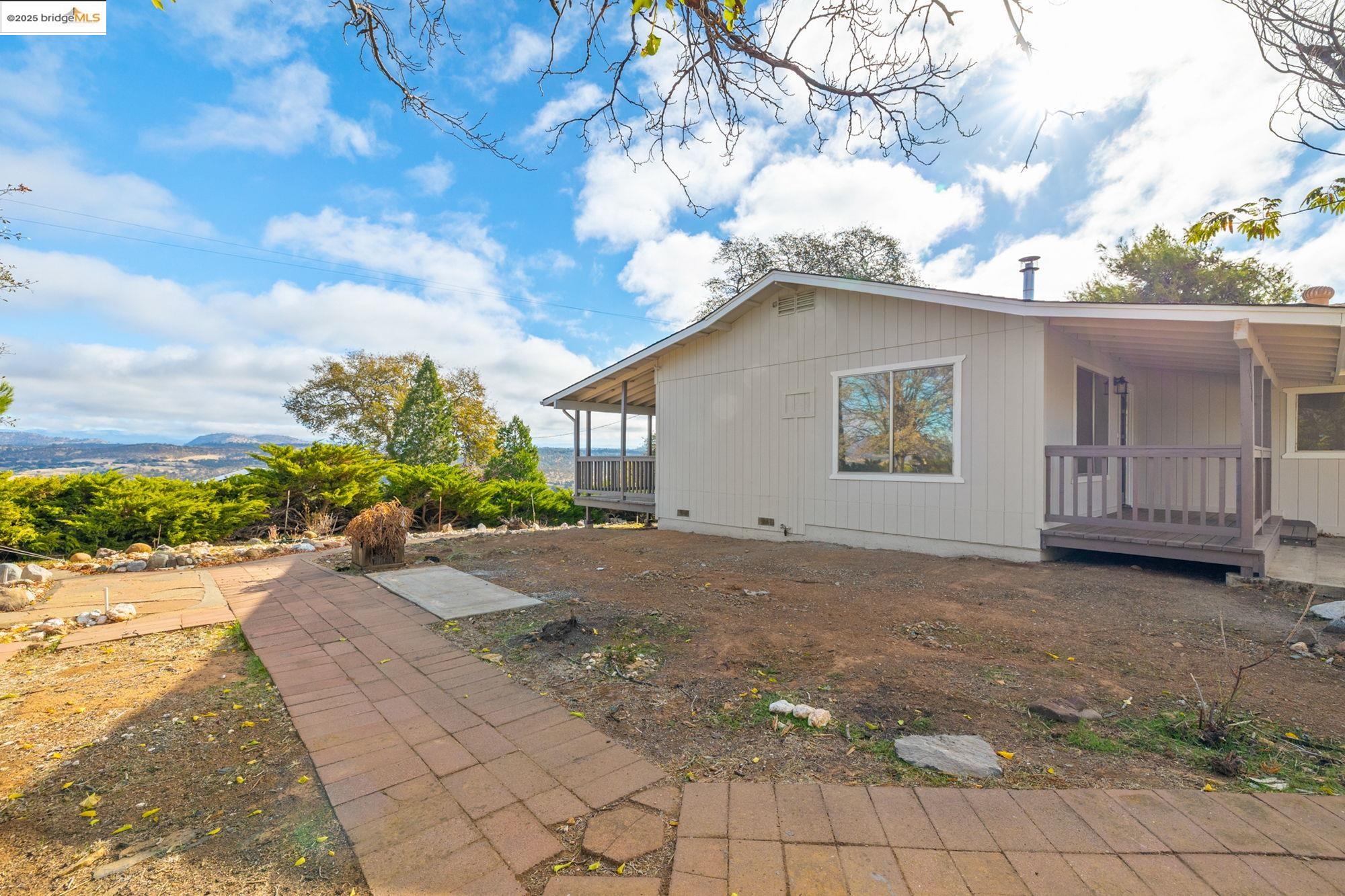 Detail Gallery Image 24 of 35 For 3571 Signal Hill Trl, Copperopolis,  CA 95228 - 3 Beds | 2 Baths