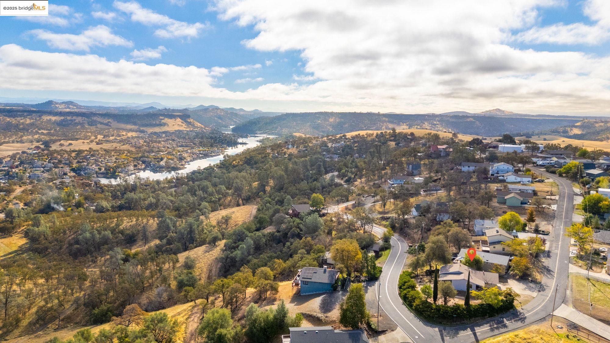 Detail Gallery Image 33 of 35 For 3571 Signal Hill Trl, Copperopolis,  CA 95228 - 3 Beds | 2 Baths