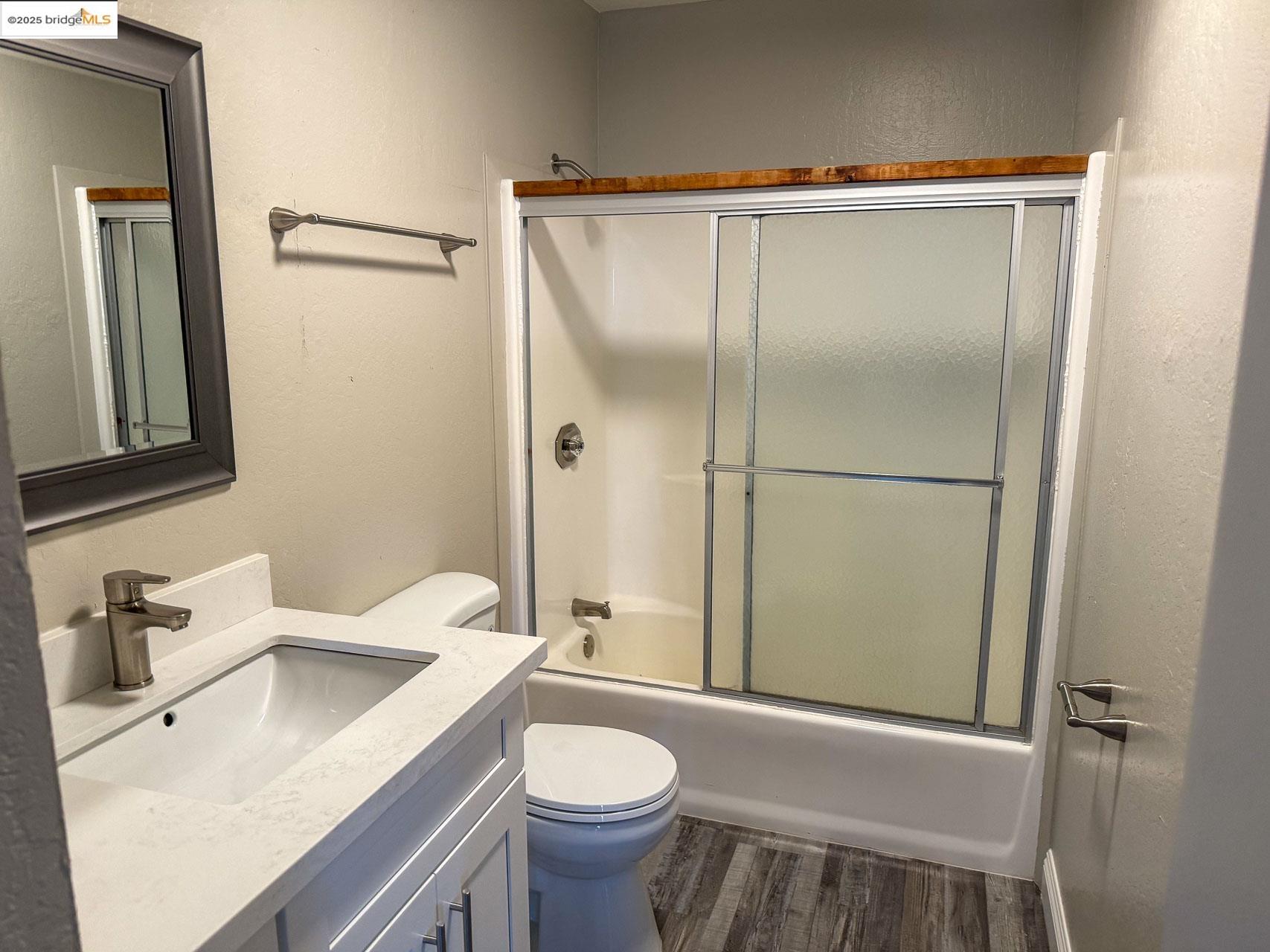 Detail Gallery Image 9 of 17 For 3571 Signal Hill Trl, Copperopolis,  CA 95228 - 3 Beds | 2 Baths