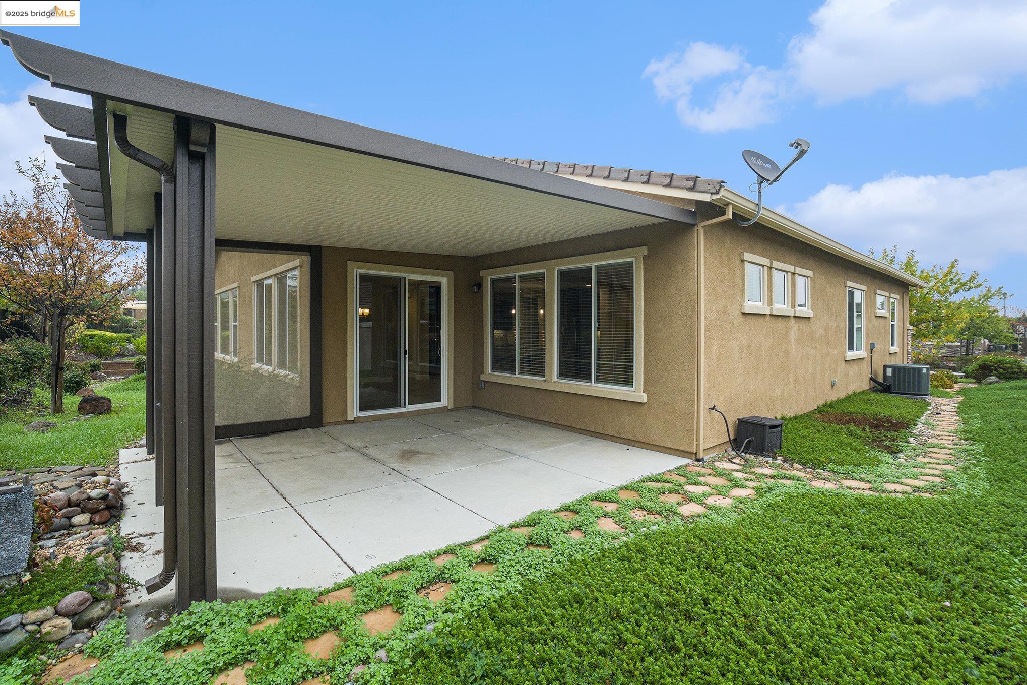 Detail Gallery Image 28 of 34 For 415 Pelican Pl, Rio Vista,  CA 94571 - 2 Beds | 2/1 Baths