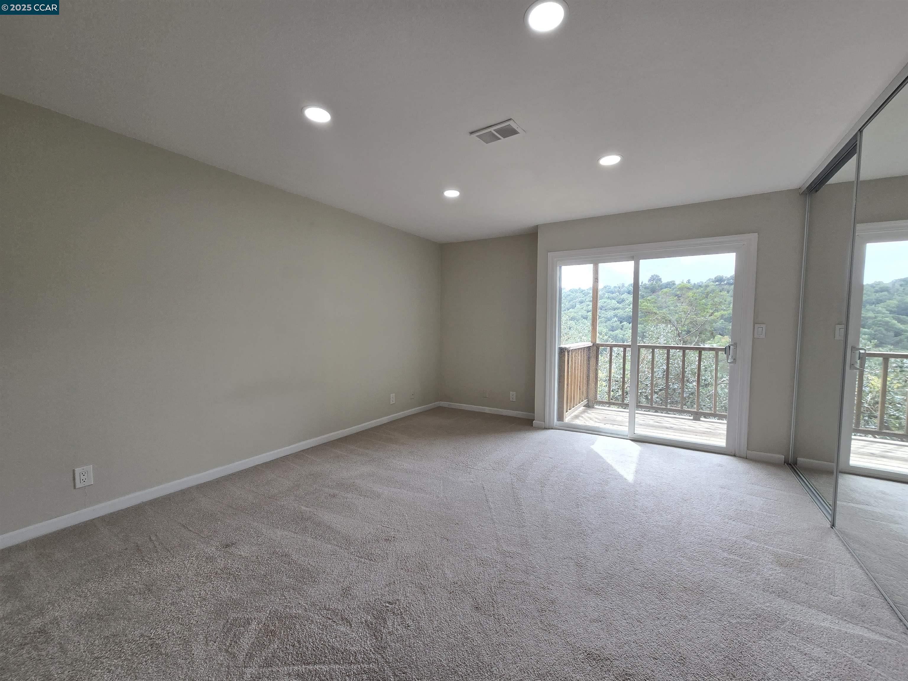 Detail Gallery Image 10 of 17 For 1964 Ascot, Moraga,  CA 94556 - 2 Beds | 1/1 Baths