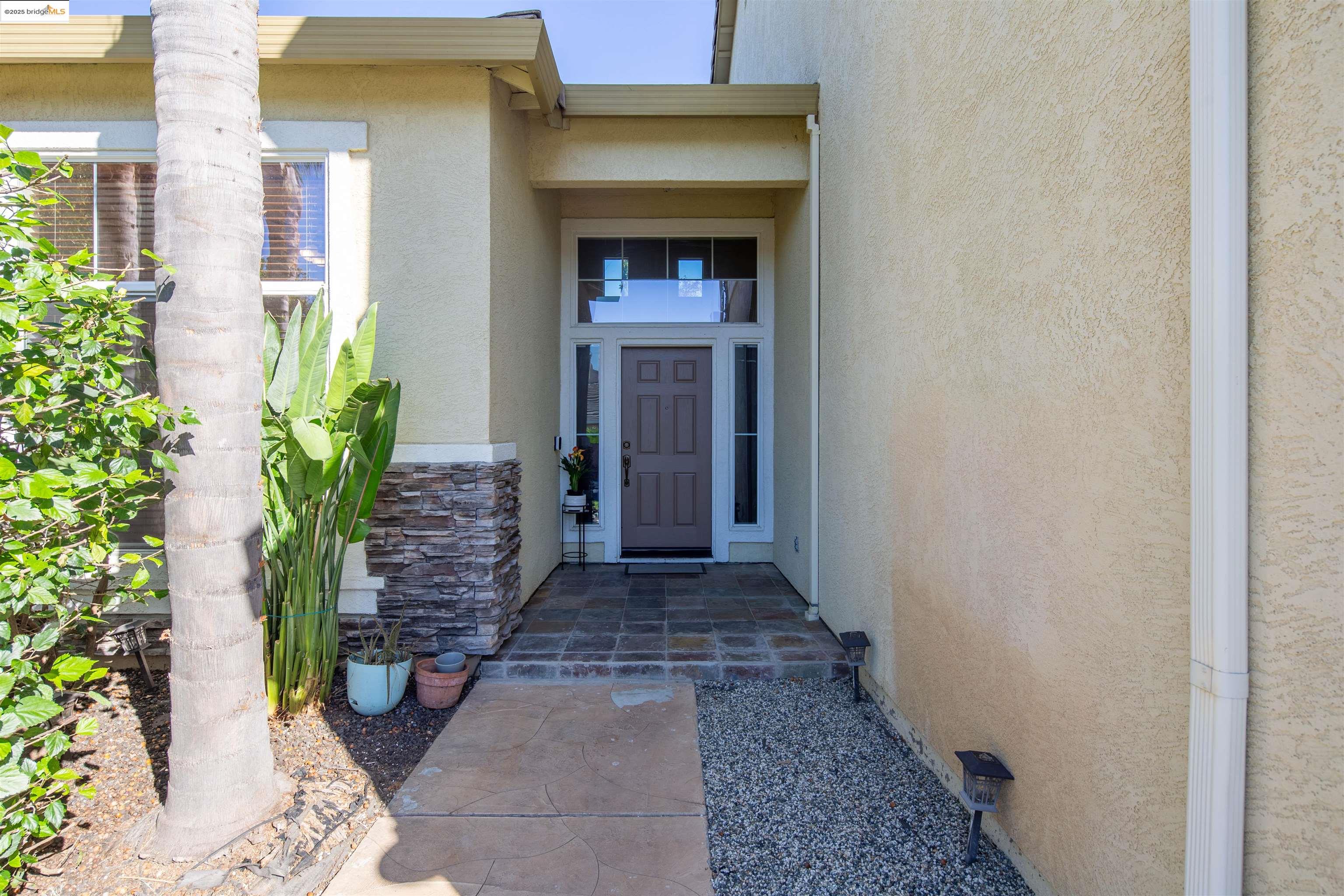 Detail Gallery Image 2 of 50 For 4437 Buckskin Dr, Antioch,  CA 94531 - 5 Beds | 3 Baths