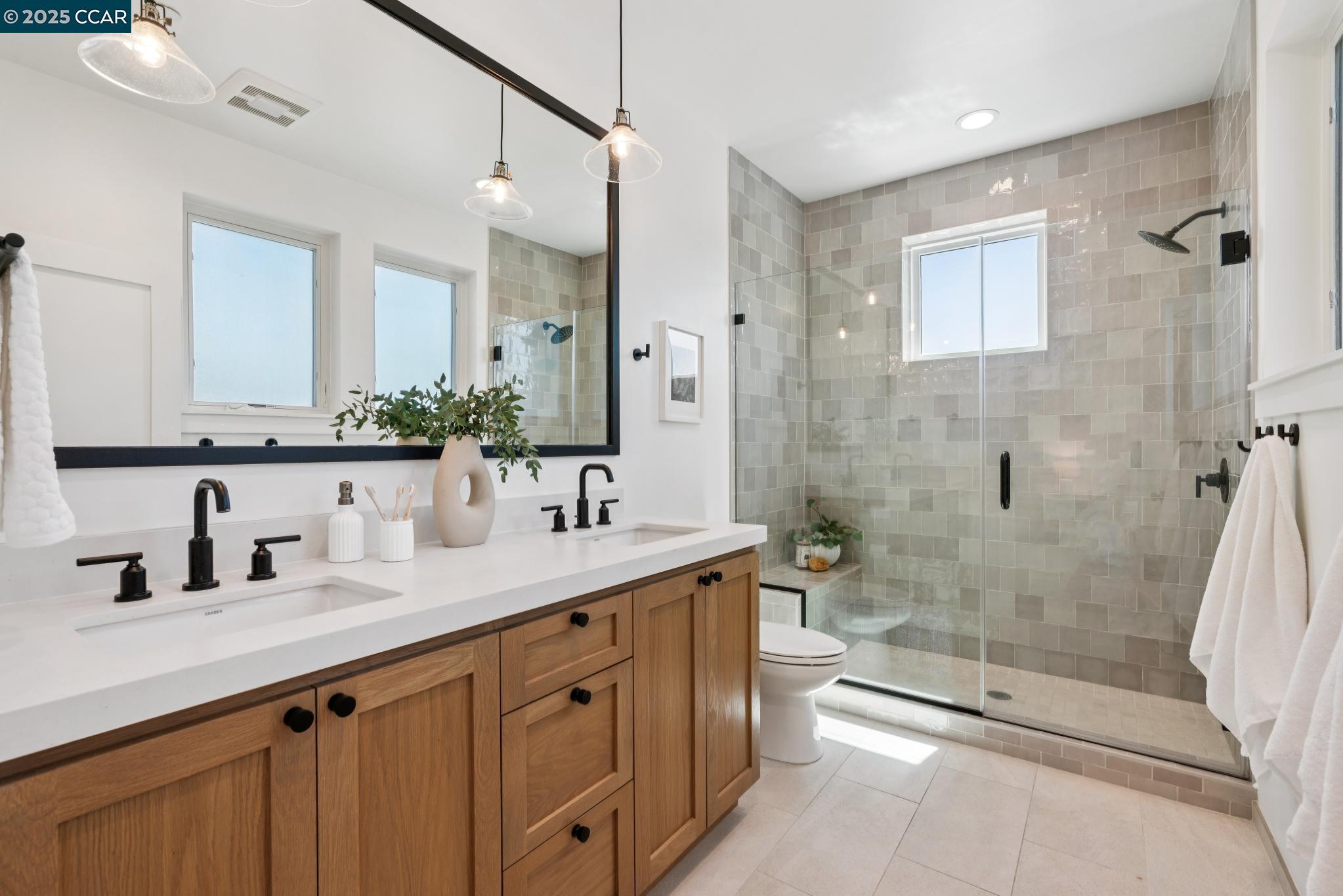 Detail Gallery Image 19 of 41 For 900 Brown Ave, Lafayette,  CA 94549 - 2 Beds | 2/1 Baths