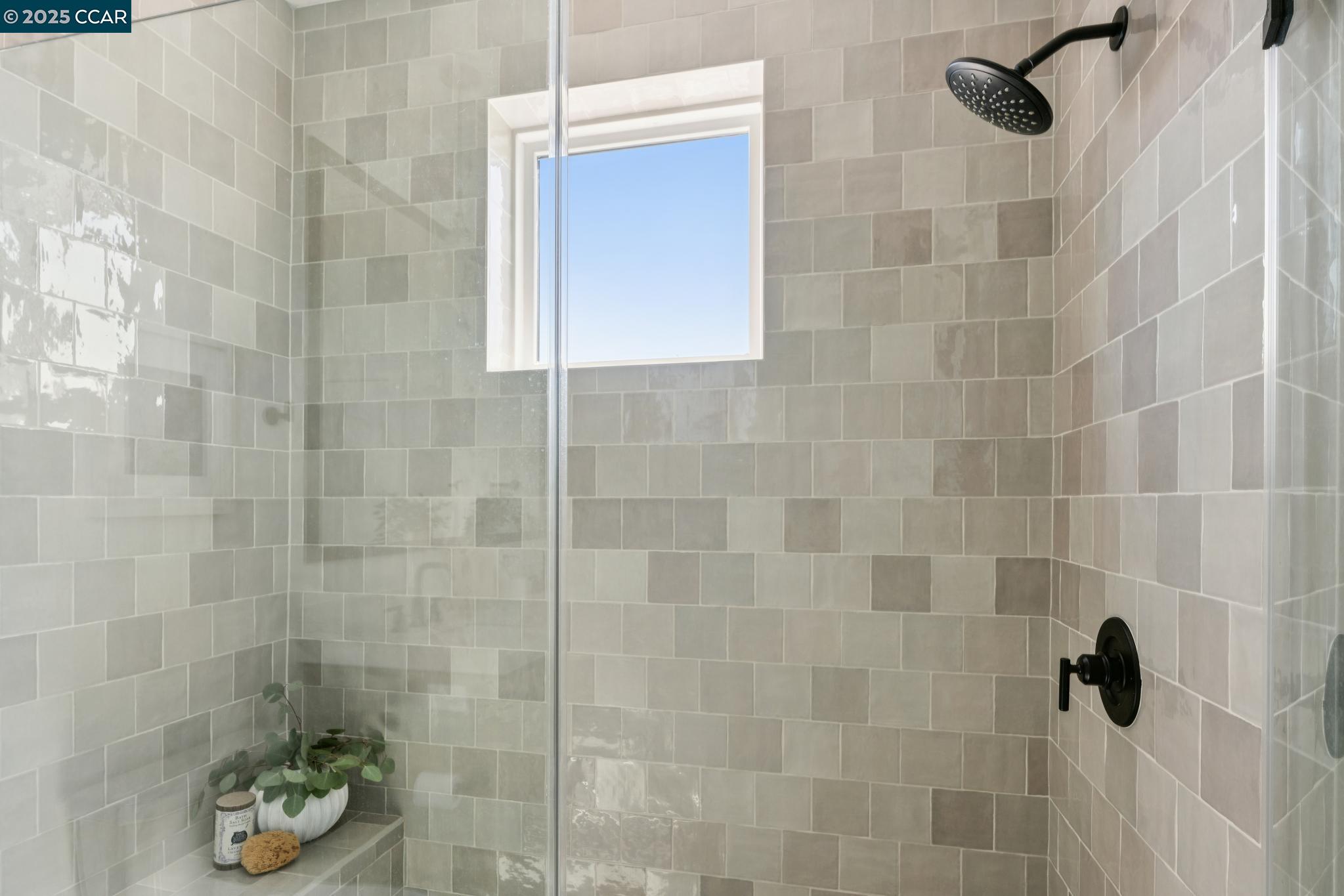 Detail Gallery Image 20 of 41 For 900 Brown Ave, Lafayette,  CA 94549 - 2 Beds | 2/1 Baths