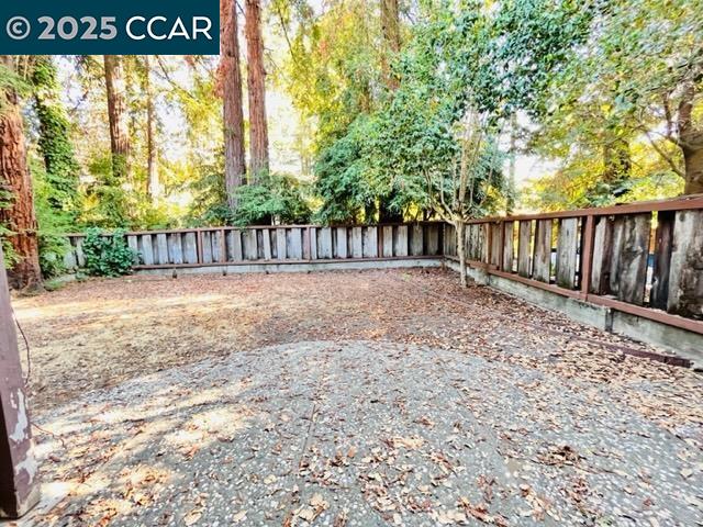 Detail Gallery Image 23 of 25 For 3523 Golden Gate Way #2,  Lafayette,  CA 94549 - 1 Beds | 1 Baths