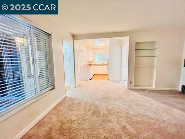 Detail Gallery Image 10 of 25 For 3523 Golden Gate Way #2,  Lafayette,  CA 94549 - 1 Beds | 1 Baths