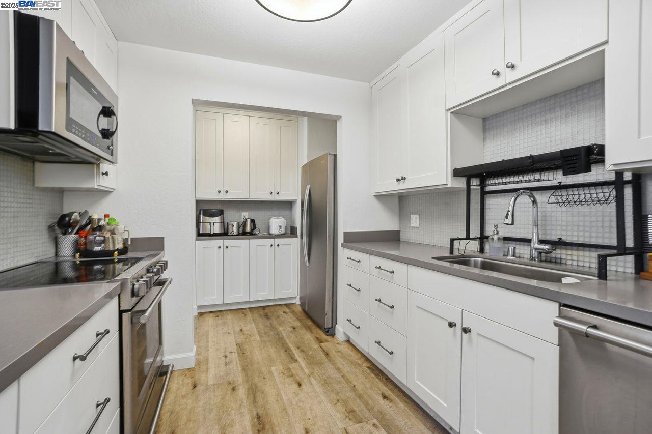 Detail Gallery Image 37 of 40 For 310 N Civic Dr #102,  Walnut Creek,  CA 94596 - 2 Beds | 2 Baths