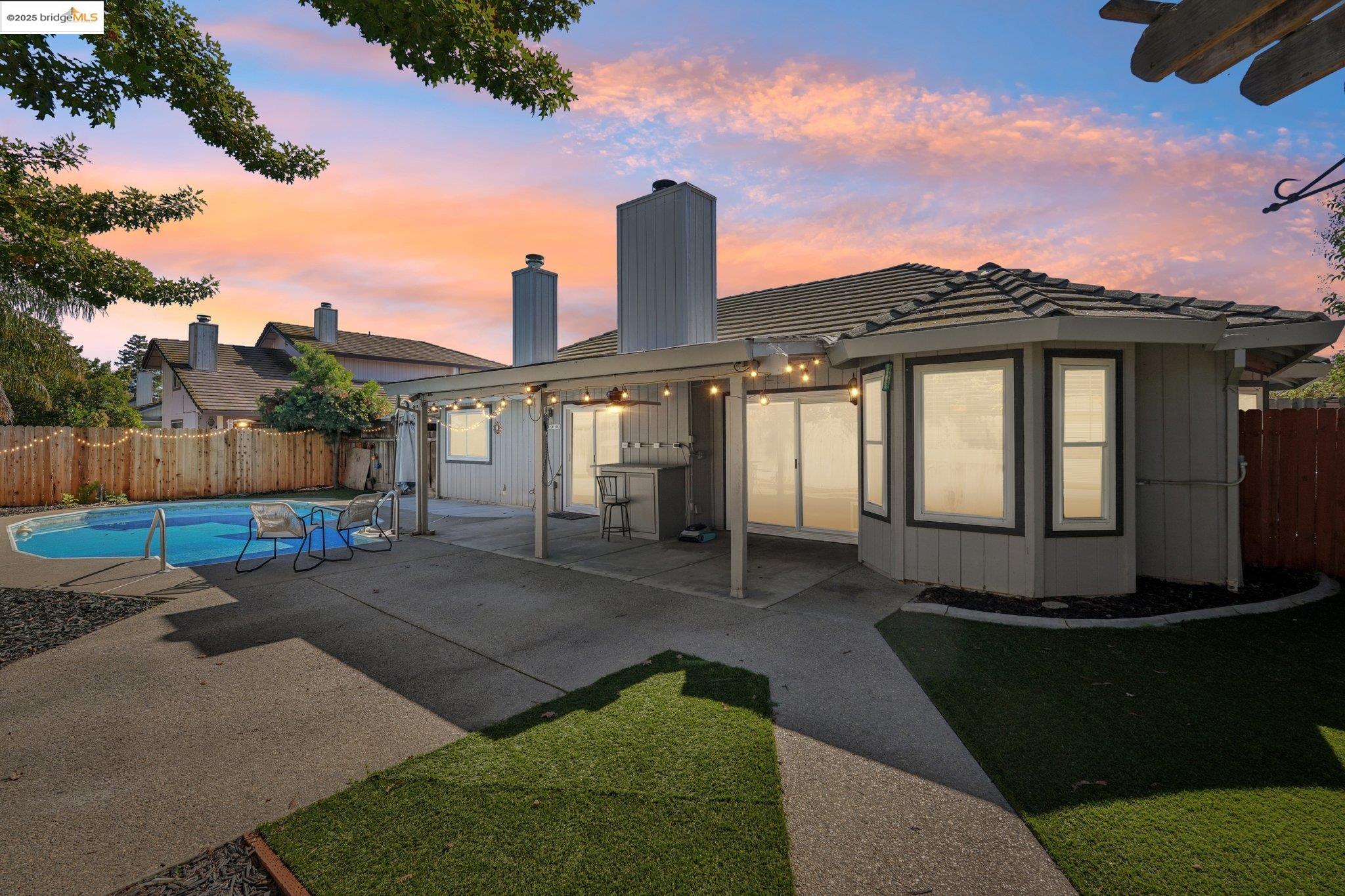 Detail Gallery Image 32 of 47 For 217 Sandpiper Dr, Galt,  CA 95632 - 3 Beds | 2 Baths