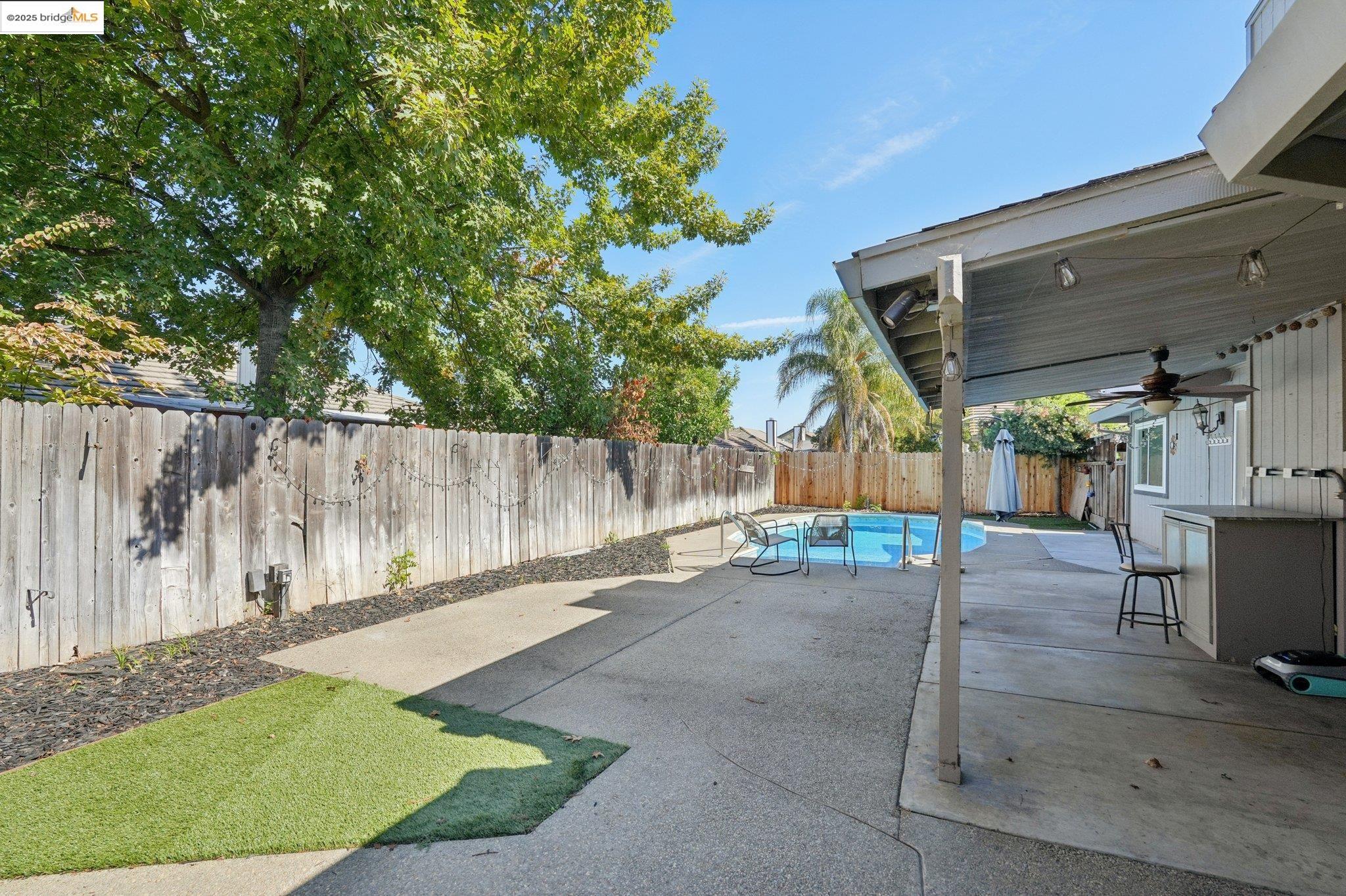 Detail Gallery Image 34 of 47 For 217 Sandpiper Dr, Galt,  CA 95632 - 3 Beds | 2 Baths