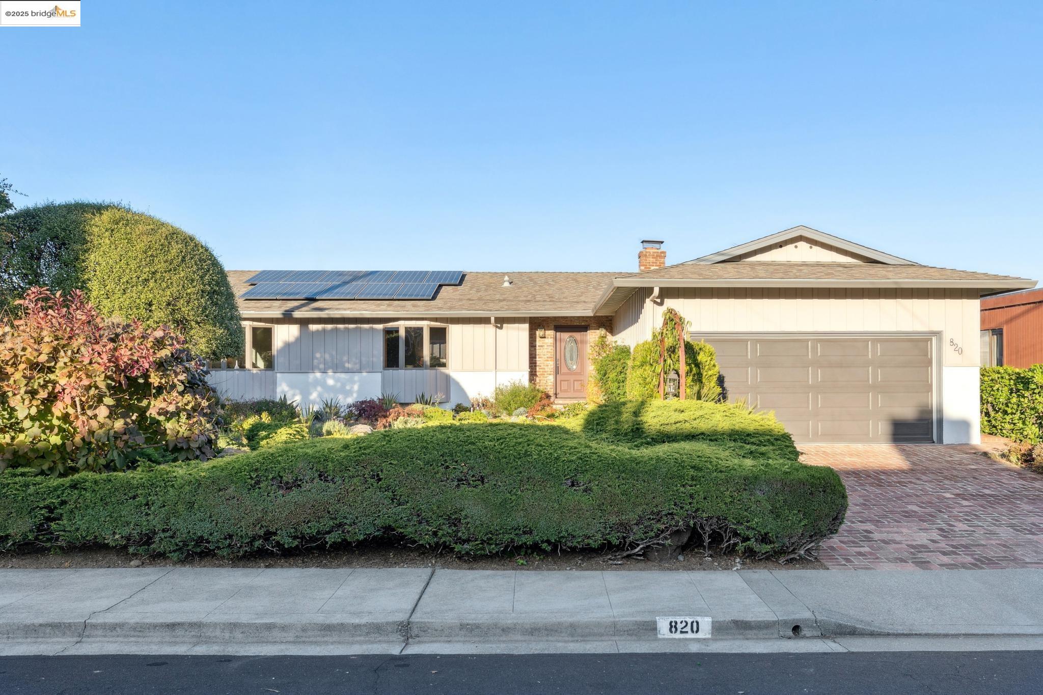 Detail Gallery Image 2 of 56 For 820 Kensington Rd, El Cerrito,  CA 94530 - 3 Beds | 2 Baths