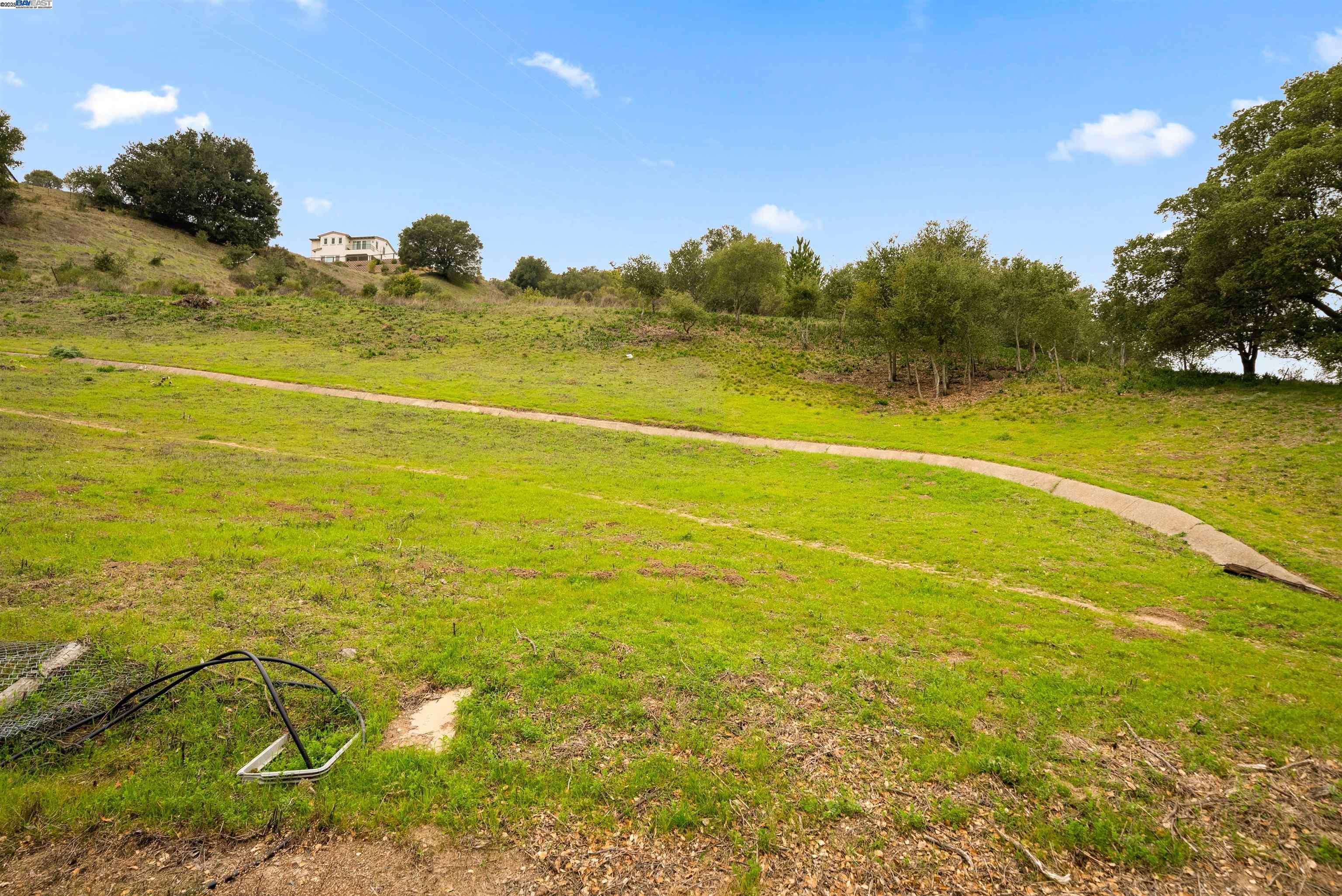 Detail Gallery Image 38 of 55 For 20 Oak Ct, Orinda,  CA 94563 - – Beds | – Baths